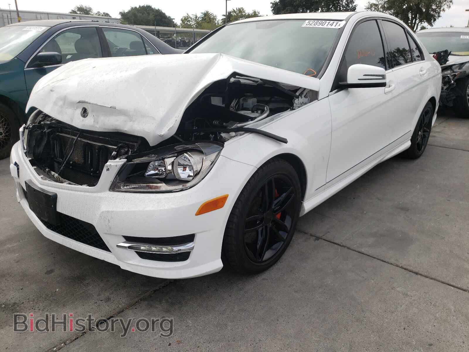 2013 MERCEDES-BENZ C-CLASS - VIN: WDDGF8AB9DA831238 - Фото 2