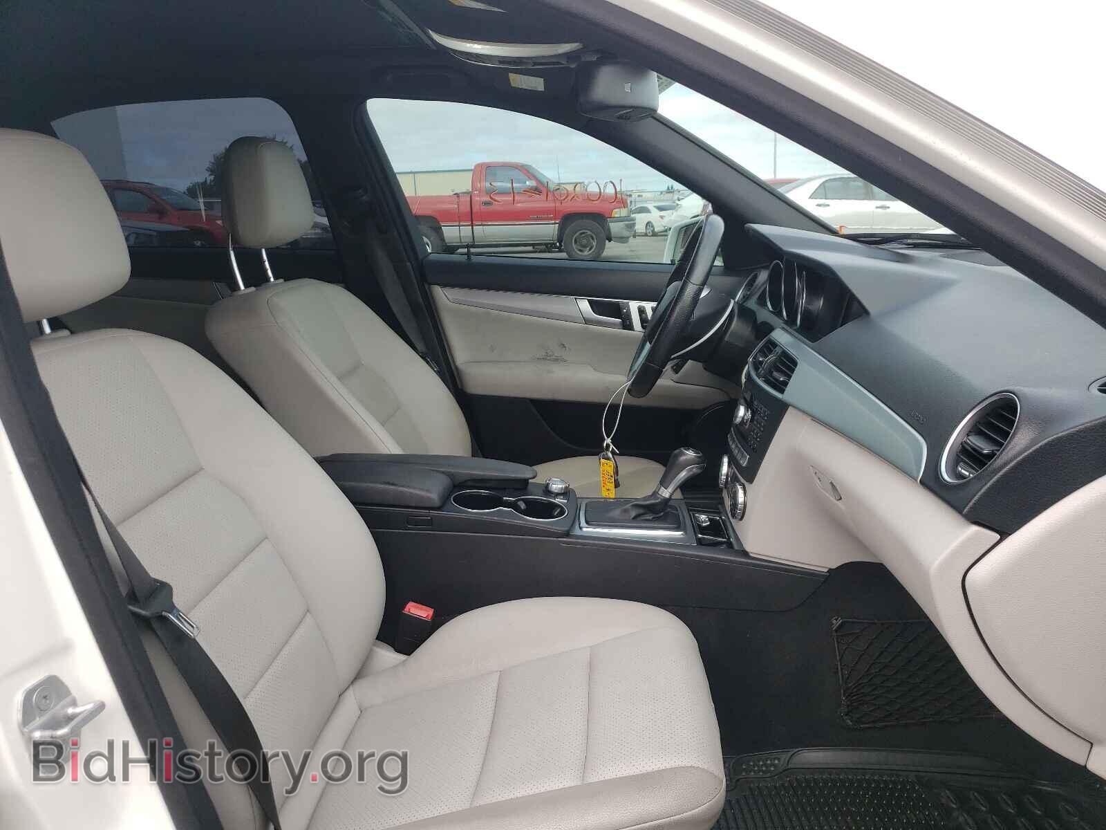 2013 MERCEDES-BENZ C-CLASS - VIN: WDDGF8AB9DA831238 - Фото 5