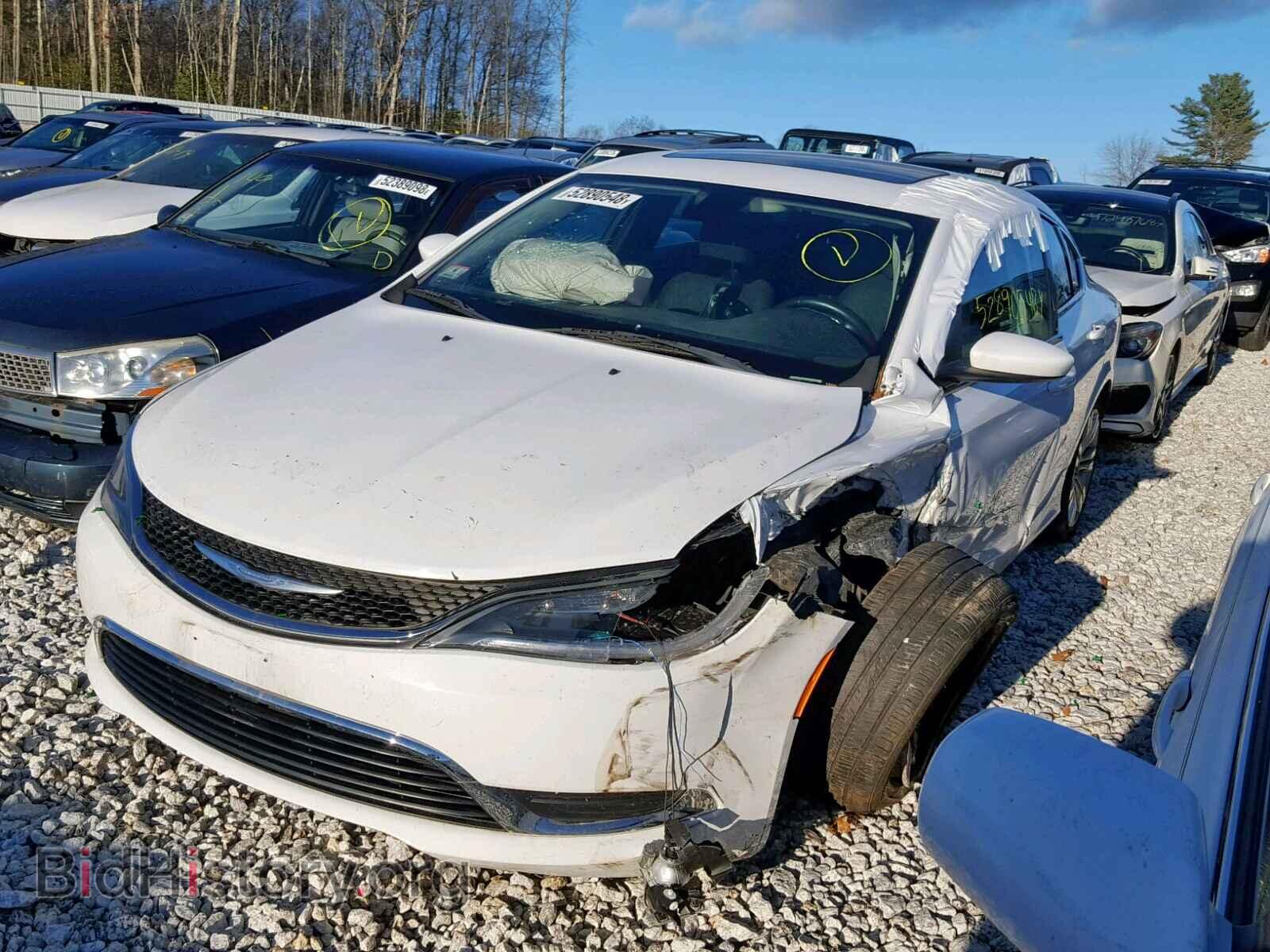 2016 CHRYSLER 200 - VIN: 1C3CCCABXGN115082 - Фото 2