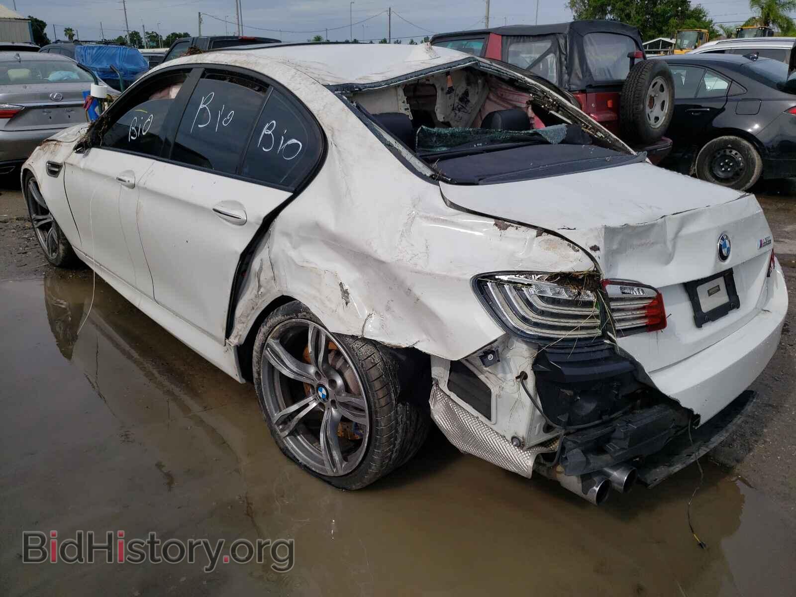 2014 BMW M5 - VIN: WBSFV9C59ED593034 - Фото 3