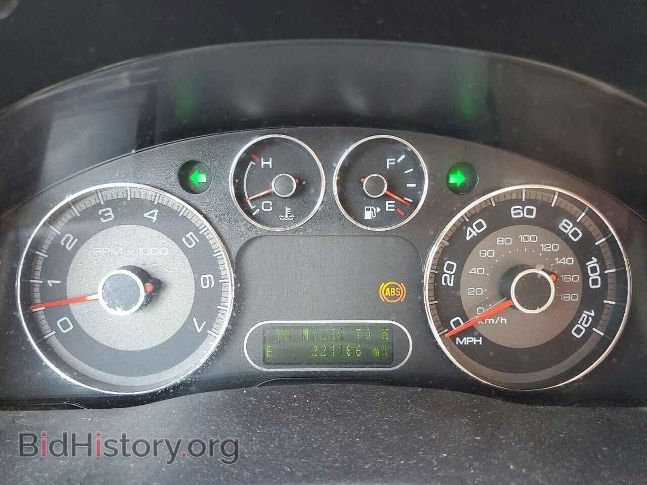 2008 FORD TAURUS - VIN: 1FMDK02W18GA37795 - Фото 9
