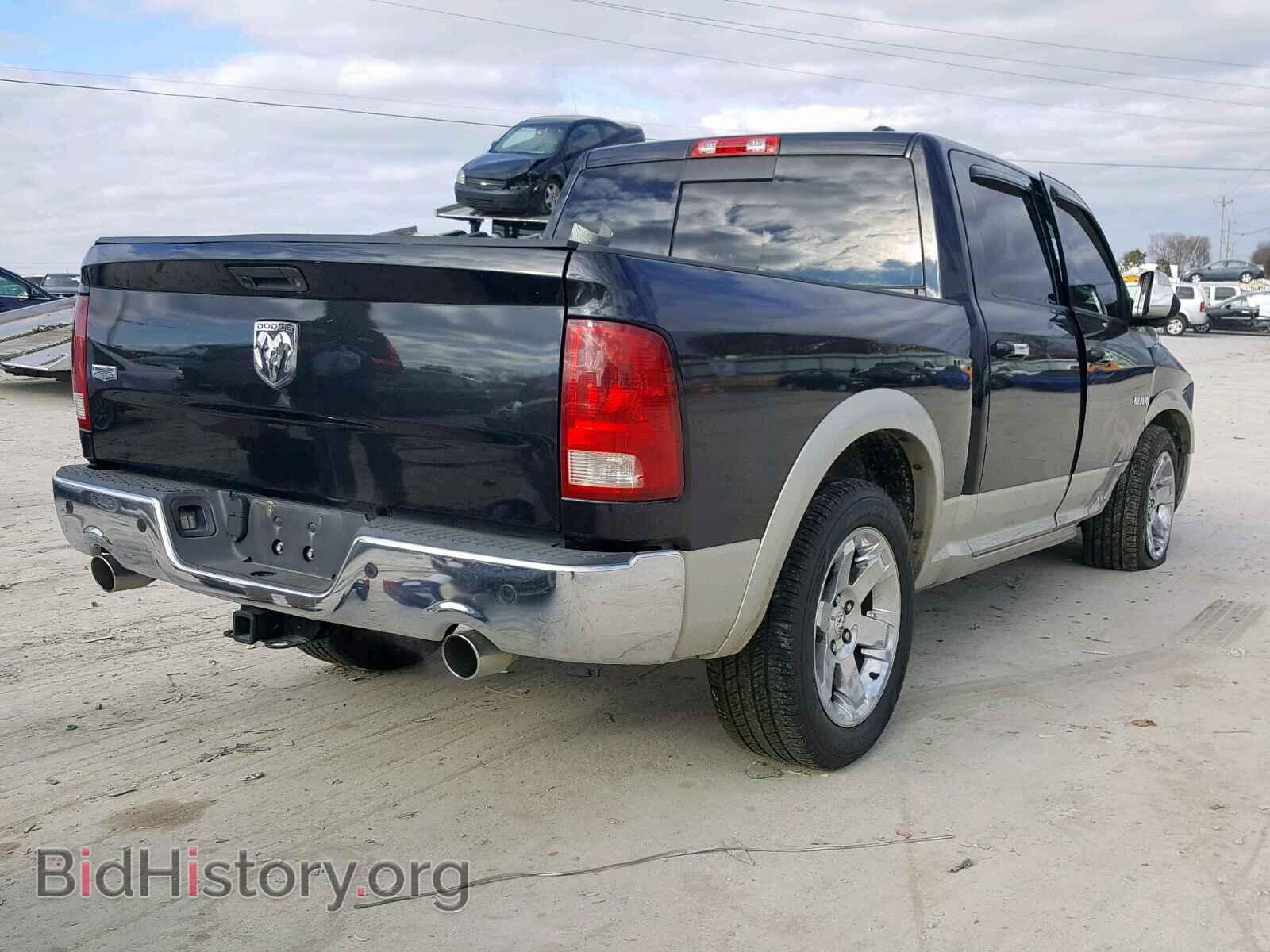 2010 DODGE RAM 1500 - VIN: 1D7RB1CT0AS248189 - Фото 4