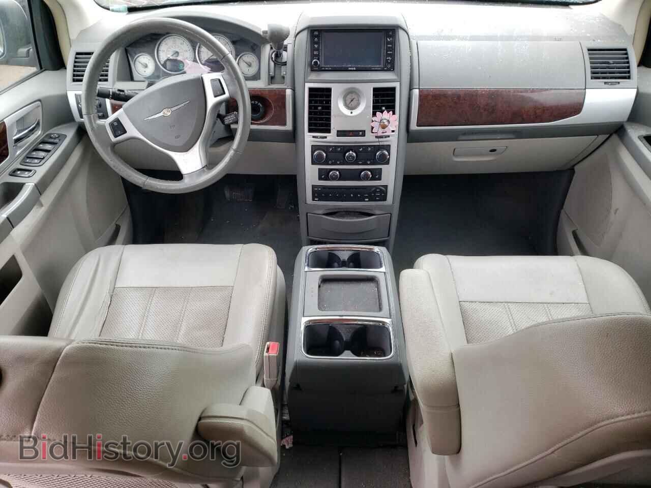 2009 CHRYSLER MINIVAN - VIN: 2A8HR54179R668026 - Фото 8