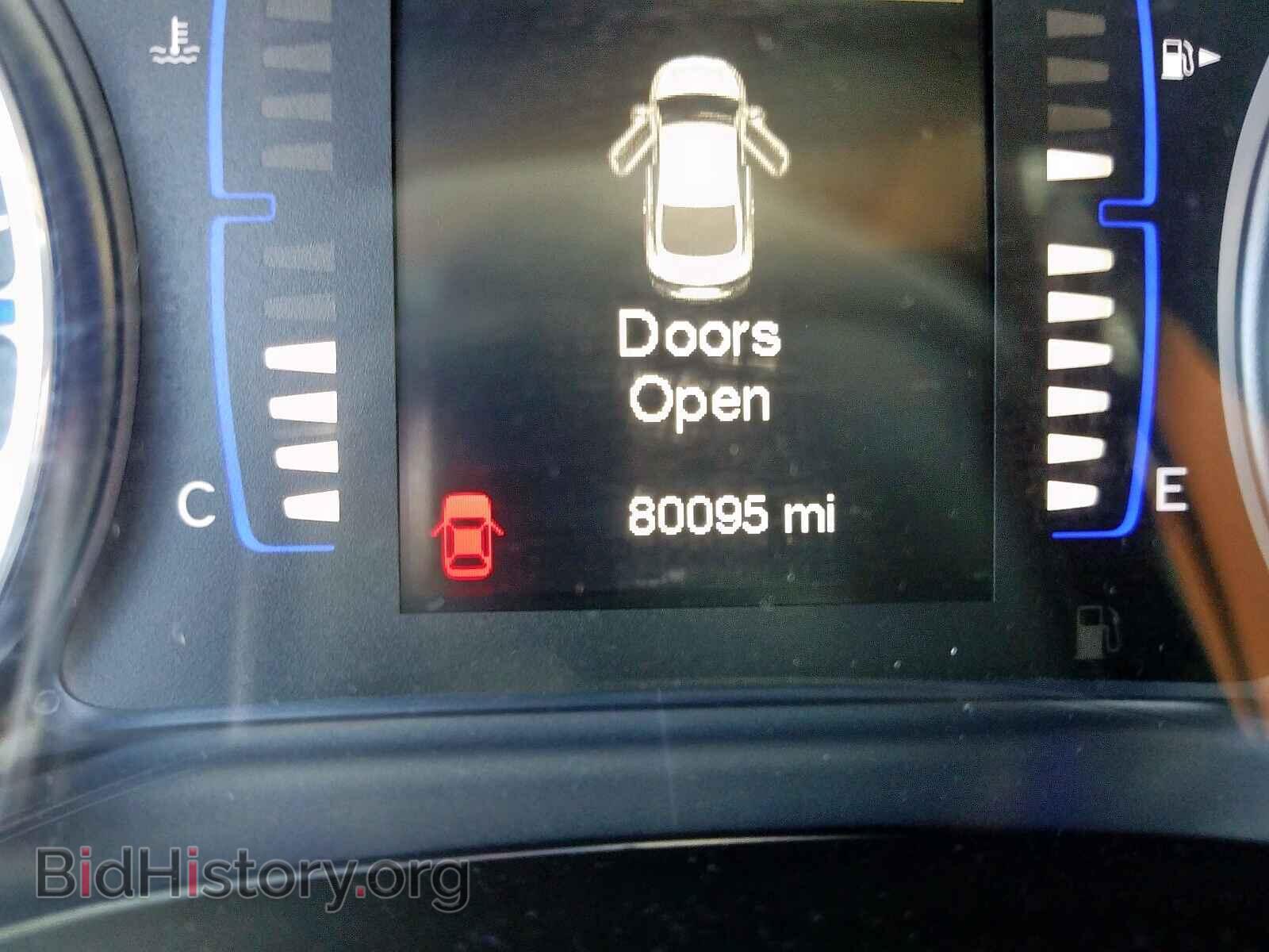 2015 CHRYSLER 200 - VIN: 1C3CCCAB4FN694472 - Photo 8