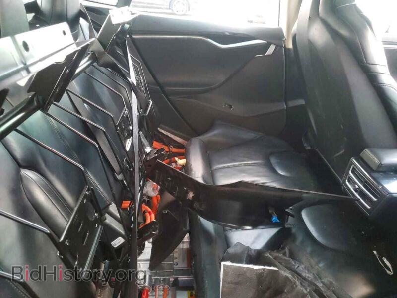 2015 Tesla MODEL S (VIN 5YJSA1S29FF090933) — photo 10 of 12