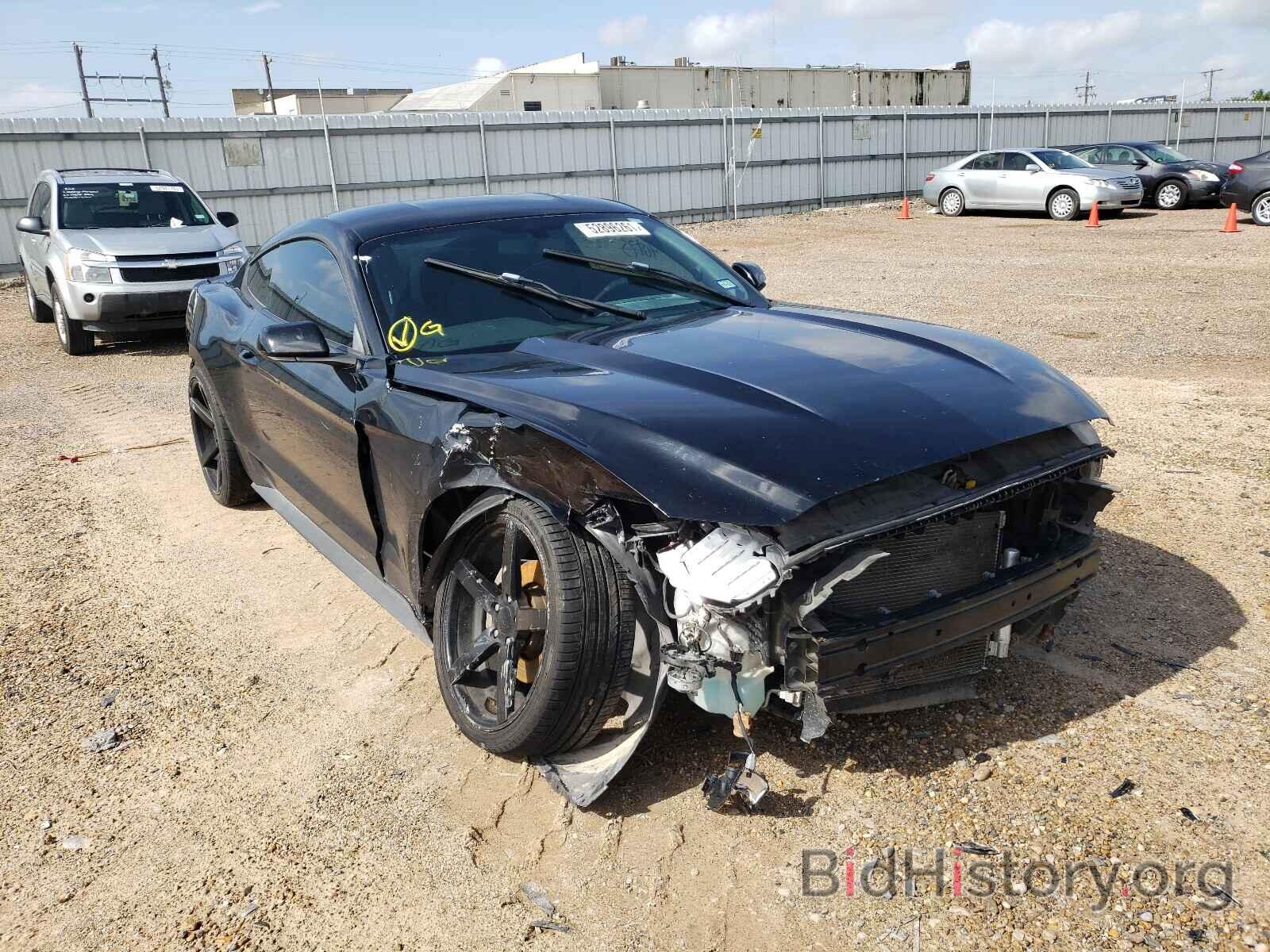 Photo 1FA6P8AM3G5327517 - FORD MUSTANG 2016