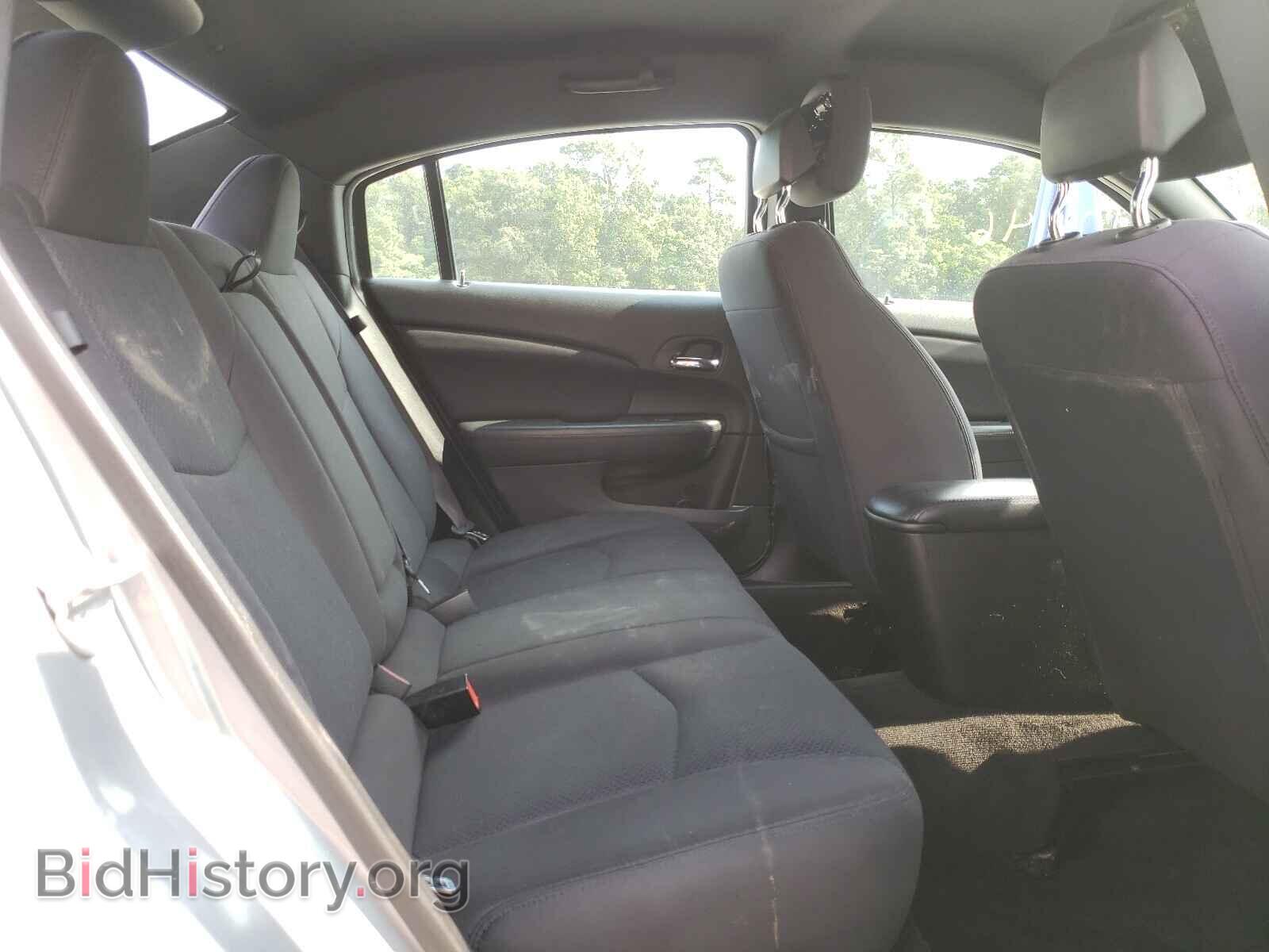 2014 CHRYSLER 200 - VIN: 1C3CCBAG3EN101821 - Photo 6