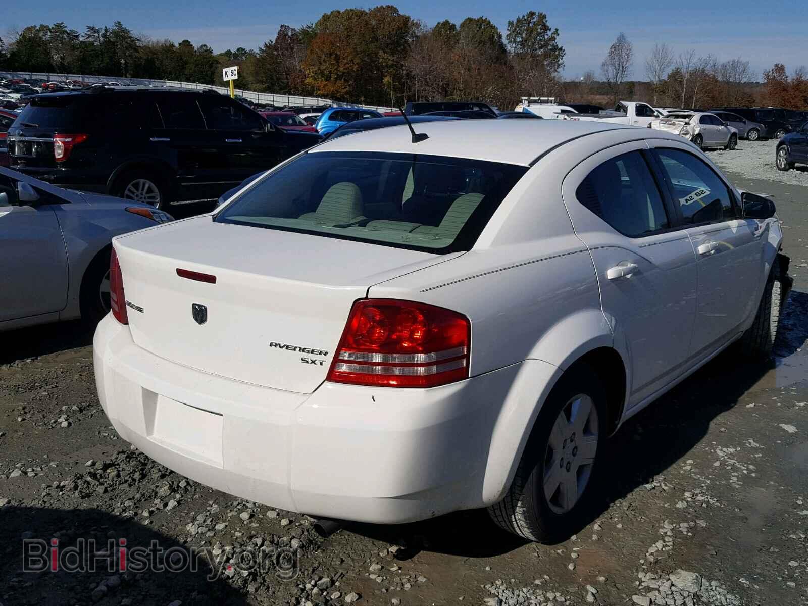 2010 DODGE AVENGER - VIN: 1B3CC4FB3AN107067 - Photo 4