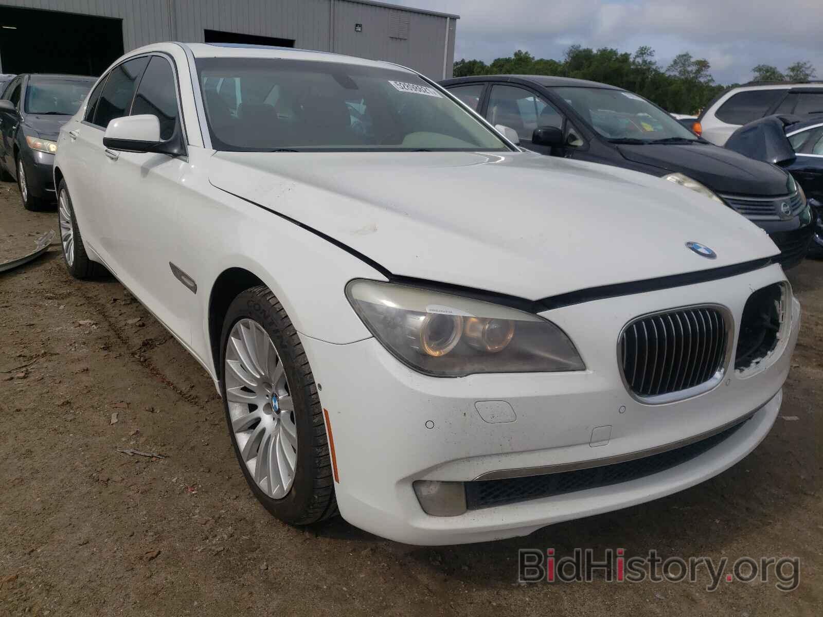 Photo WBAKB83509CY62409 - BMW 7 SERIES 2009