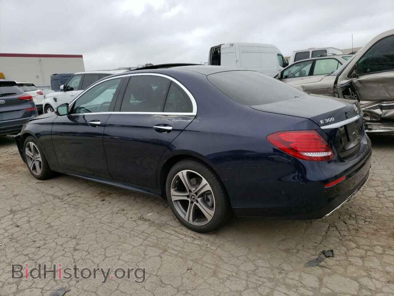 2019 MERCEDES-BENZ E-CLASS - VIN: WDDZF4JB4KA534313 - Фото 2