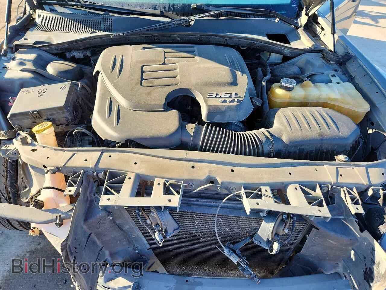 2019 CHRYSLER 300 - VIN: 2C3CCABG4KH516112 - Photo 11
