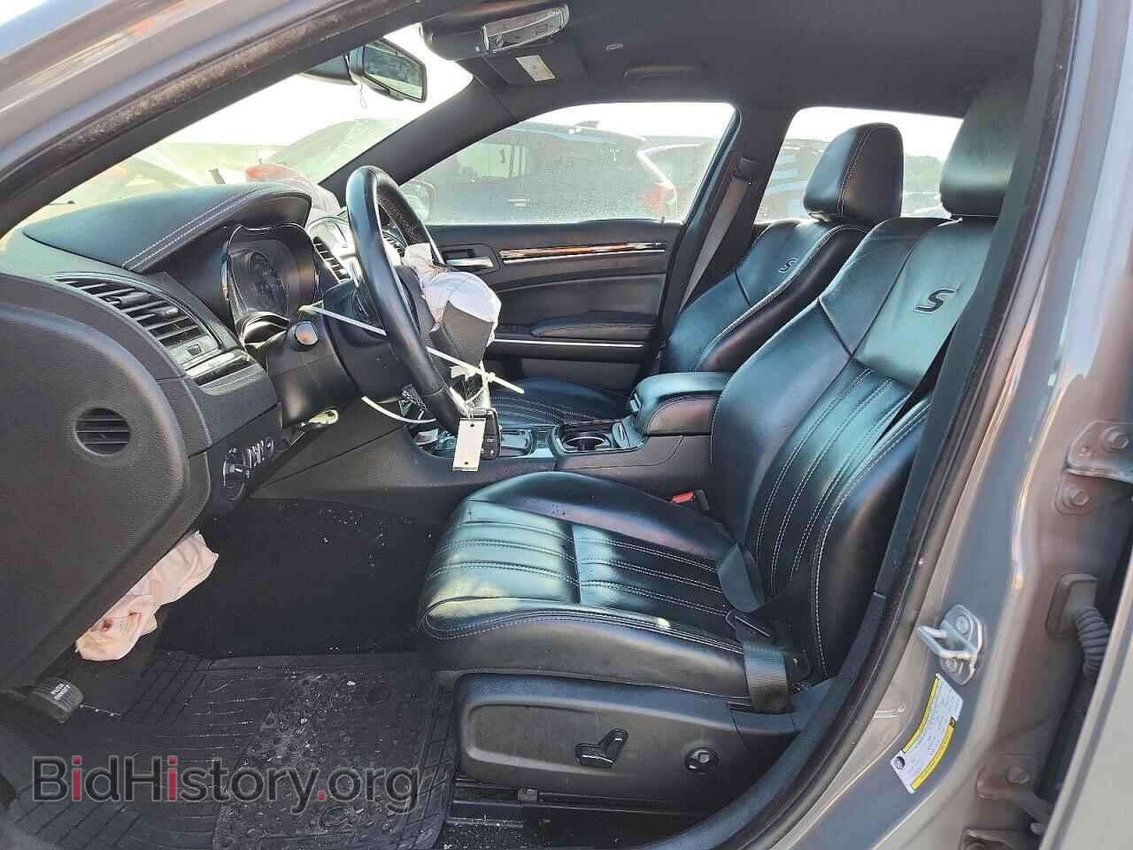 2019 CHRYSLER 300 - VIN: 2C3CCABG4KH516112 - Photo 7