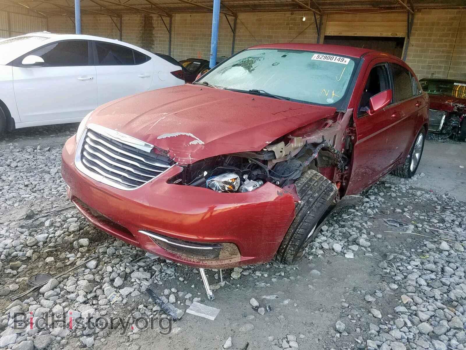 2013 CHRYSLER 200 - VIN: 1C3CCBAB0DN648208 - Photo 2