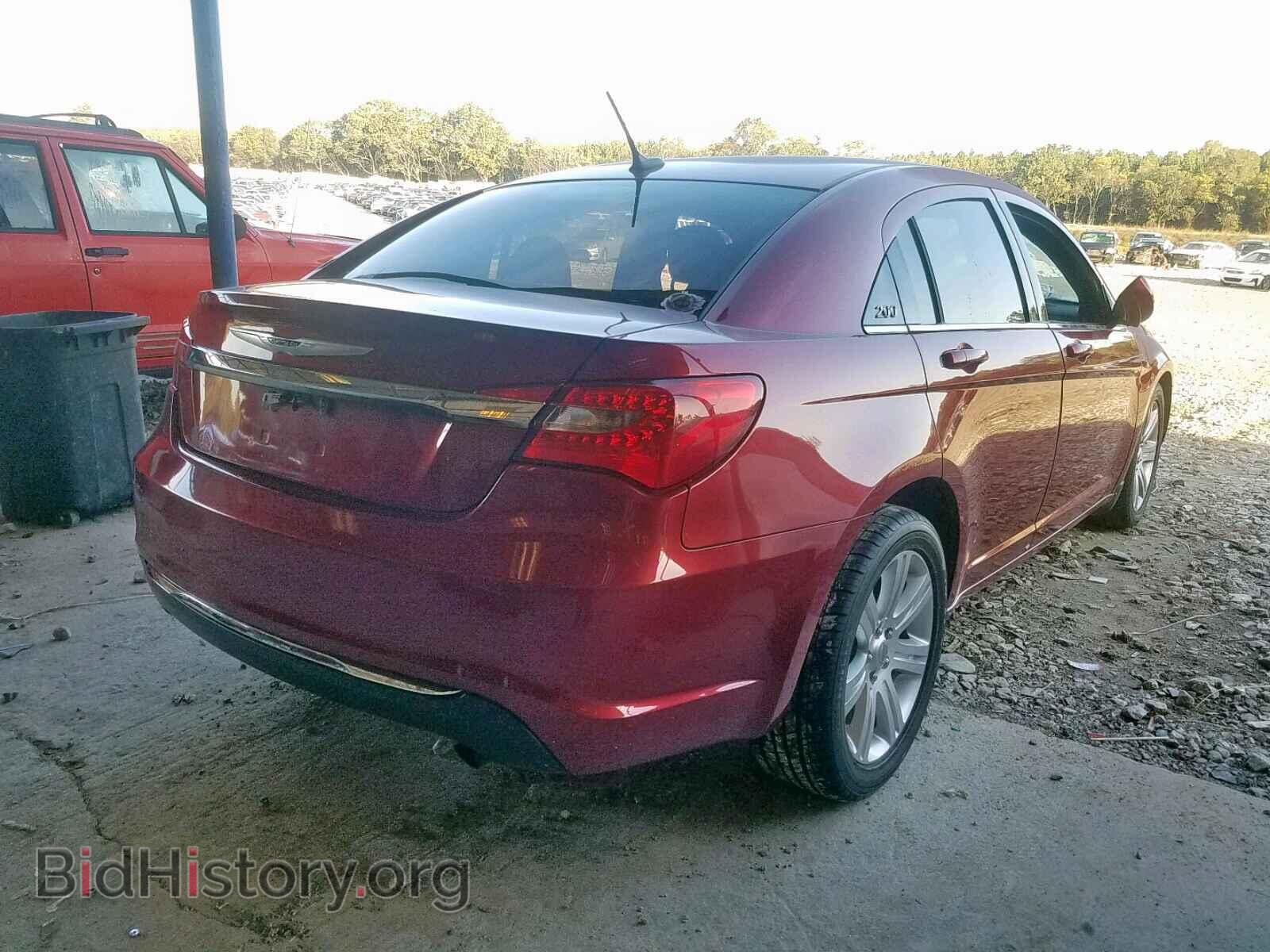 2013 CHRYSLER 200 - VIN: 1C3CCBAB0DN648208 - Photo 4