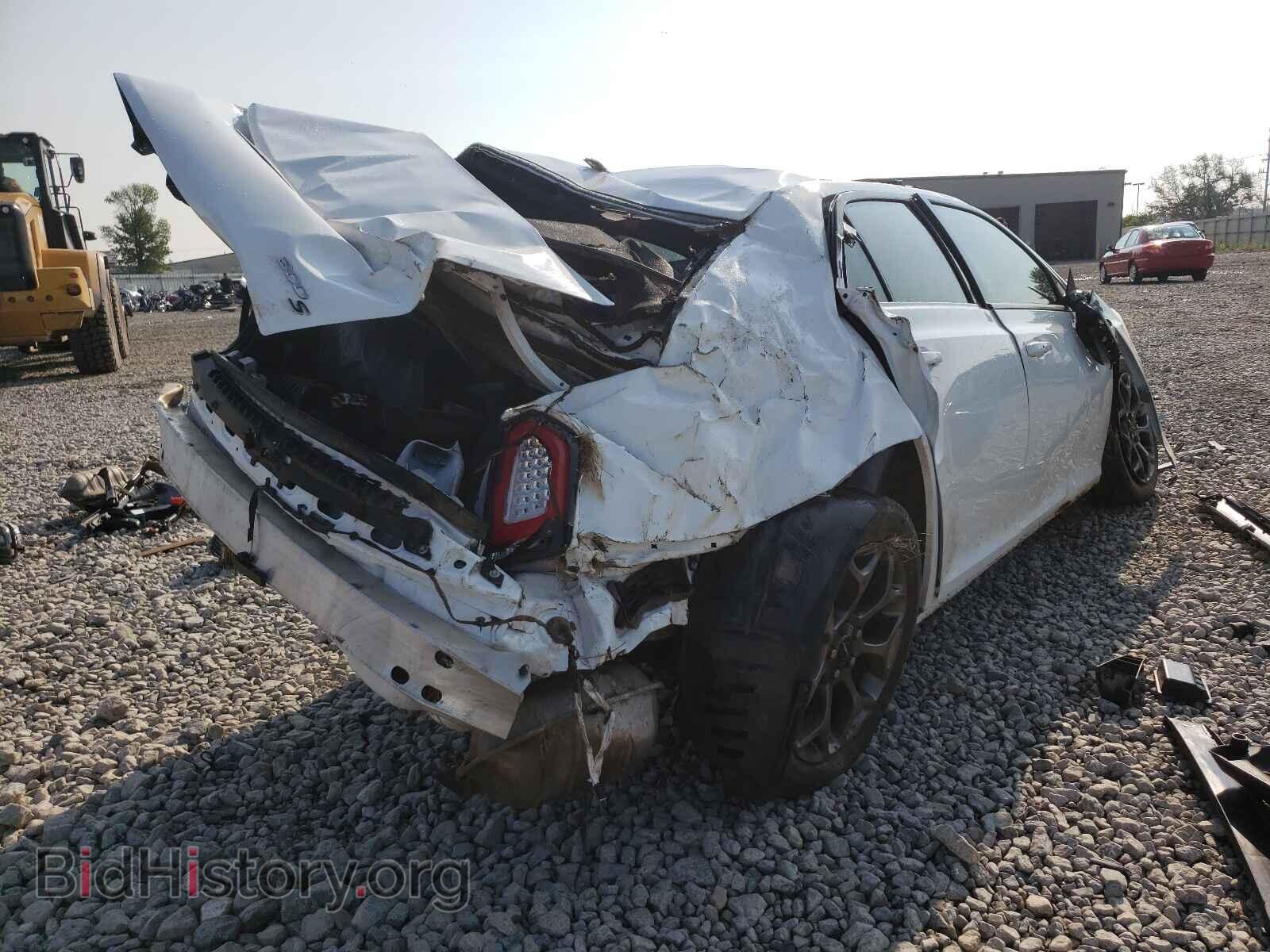 2015 CHRYSLER 300 - VIN: 2C3CCAGG6FH882958 - Фото 4