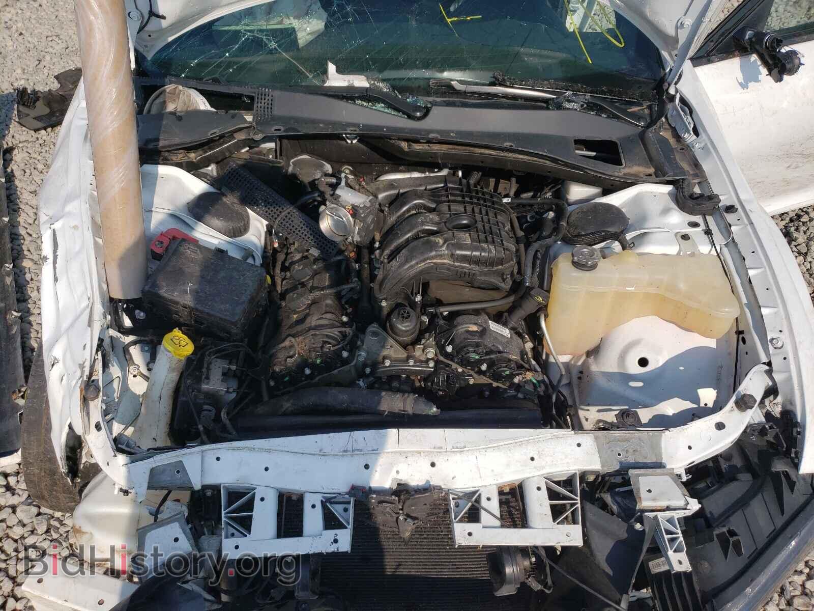 2015 CHRYSLER 300 - VIN: 2C3CCAGG6FH882958 - Фото 7