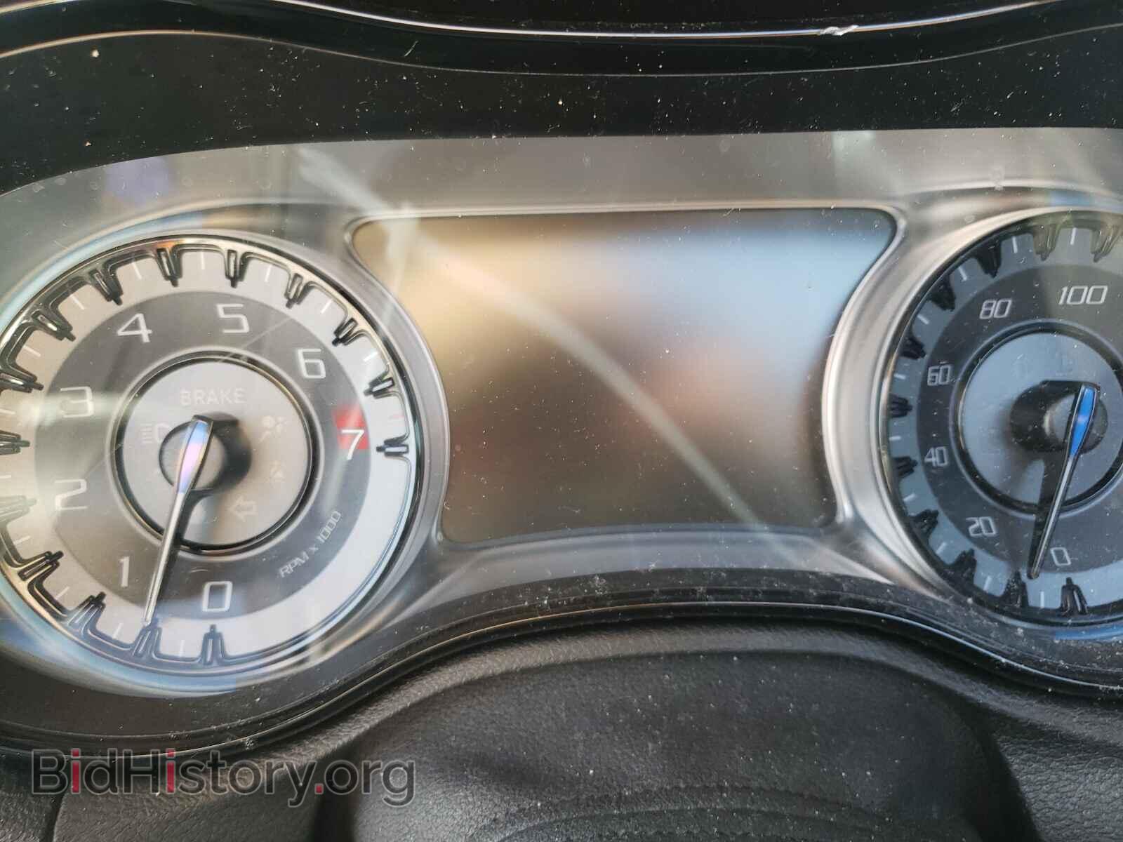 2015 CHRYSLER 300 - VIN: 2C3CCAGG6FH882958 - Фото 8