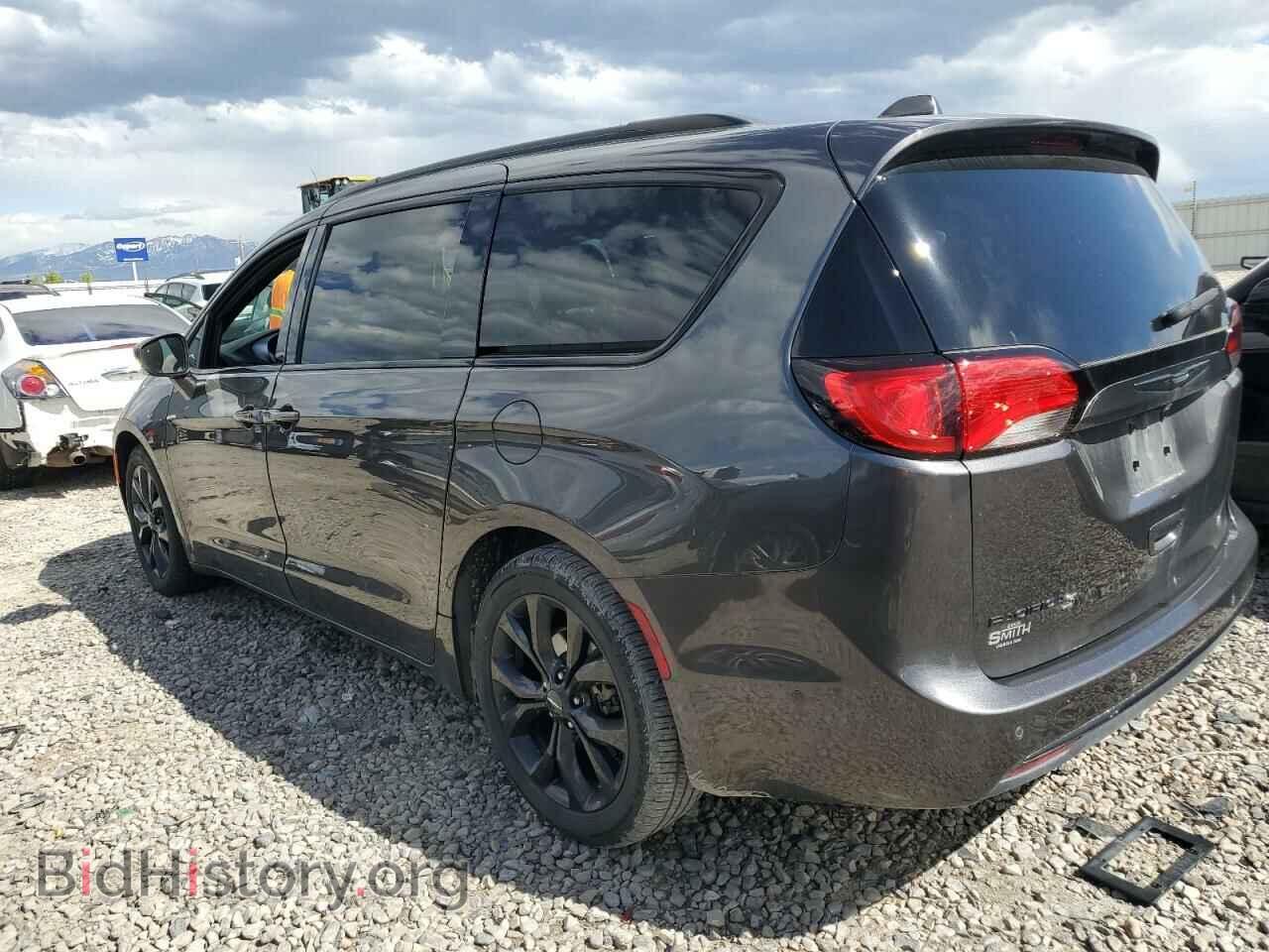 2019 CHRYSLER PACIFICA - VIN: 2C4RC1FG6KR570103 - Фото 2