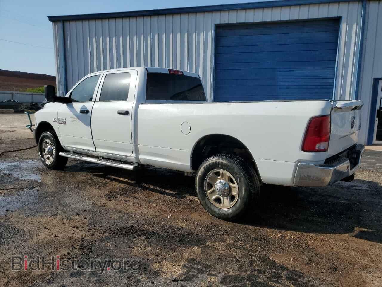2017 RAM All Models - VIN: 3C6UR5HL8HG721264 - Photo 2