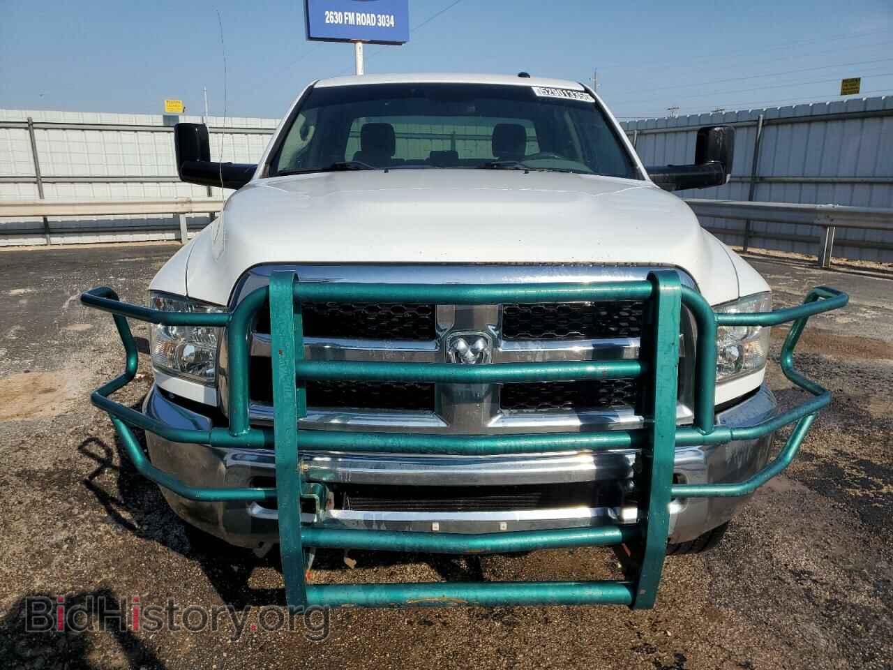 2017 RAM All Models - VIN: 3C6UR5HL8HG721264 - Photo 5