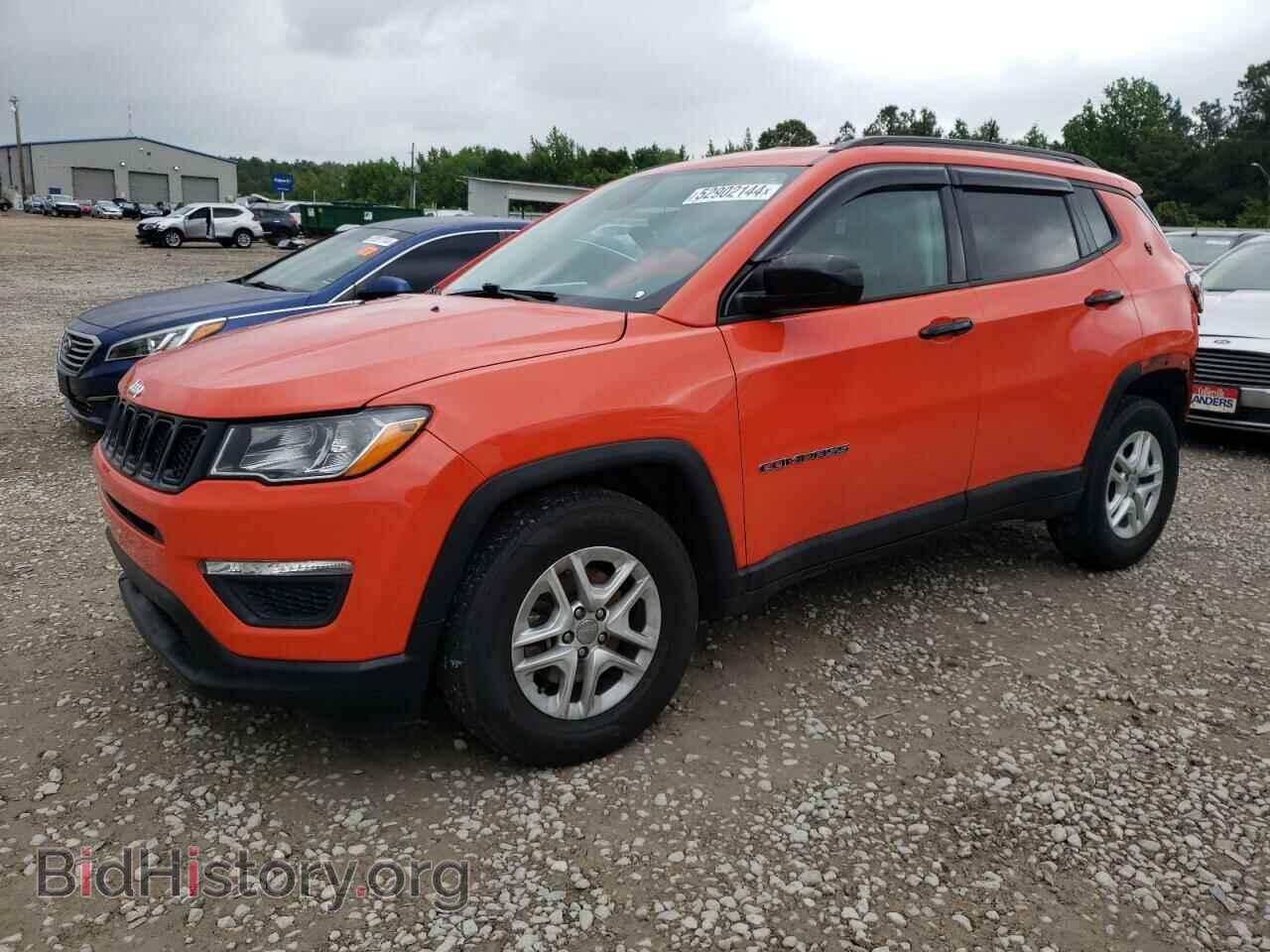 Фотография 3C4NJCABXJT211134 - JEEP COMPASS 2018