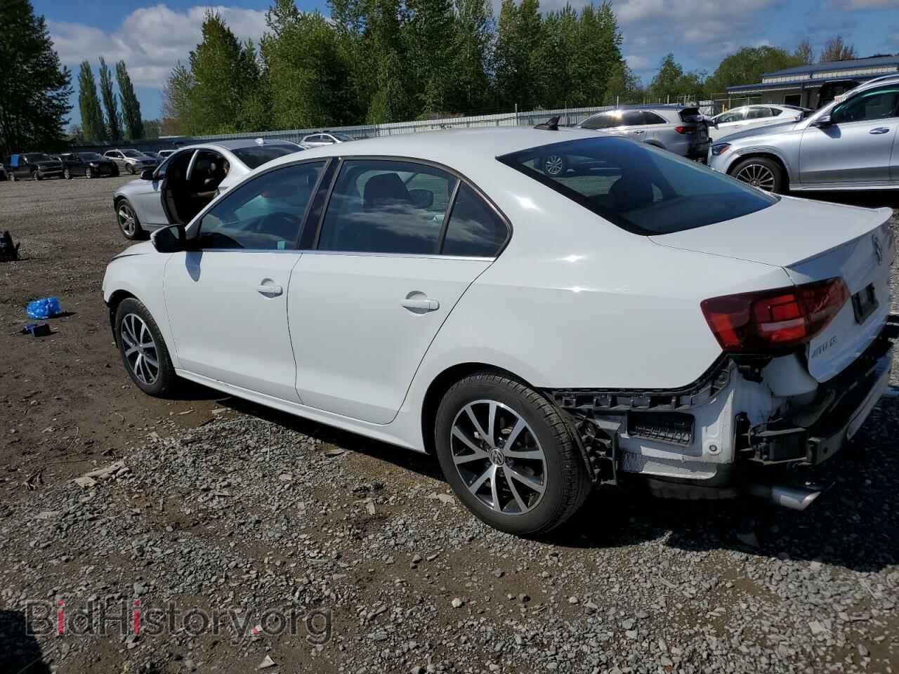 2017 VOLKSWAGEN JETTA - VIN: 3VWDB7AJ1HM276852 - Фото 2