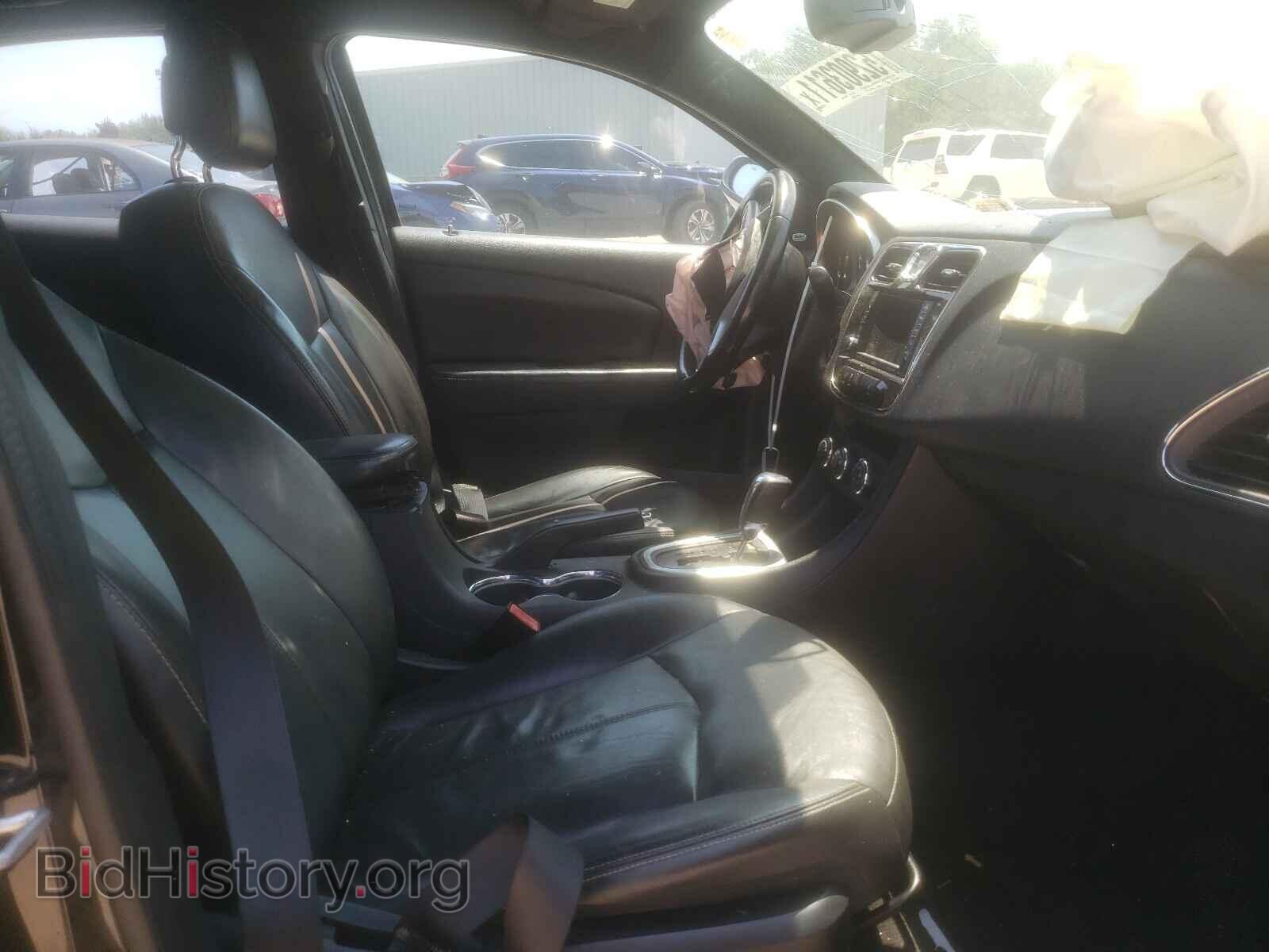 2011 CHRYSLER 200 - VIN: 1C3BC2FG9BN519462 - Фото 5