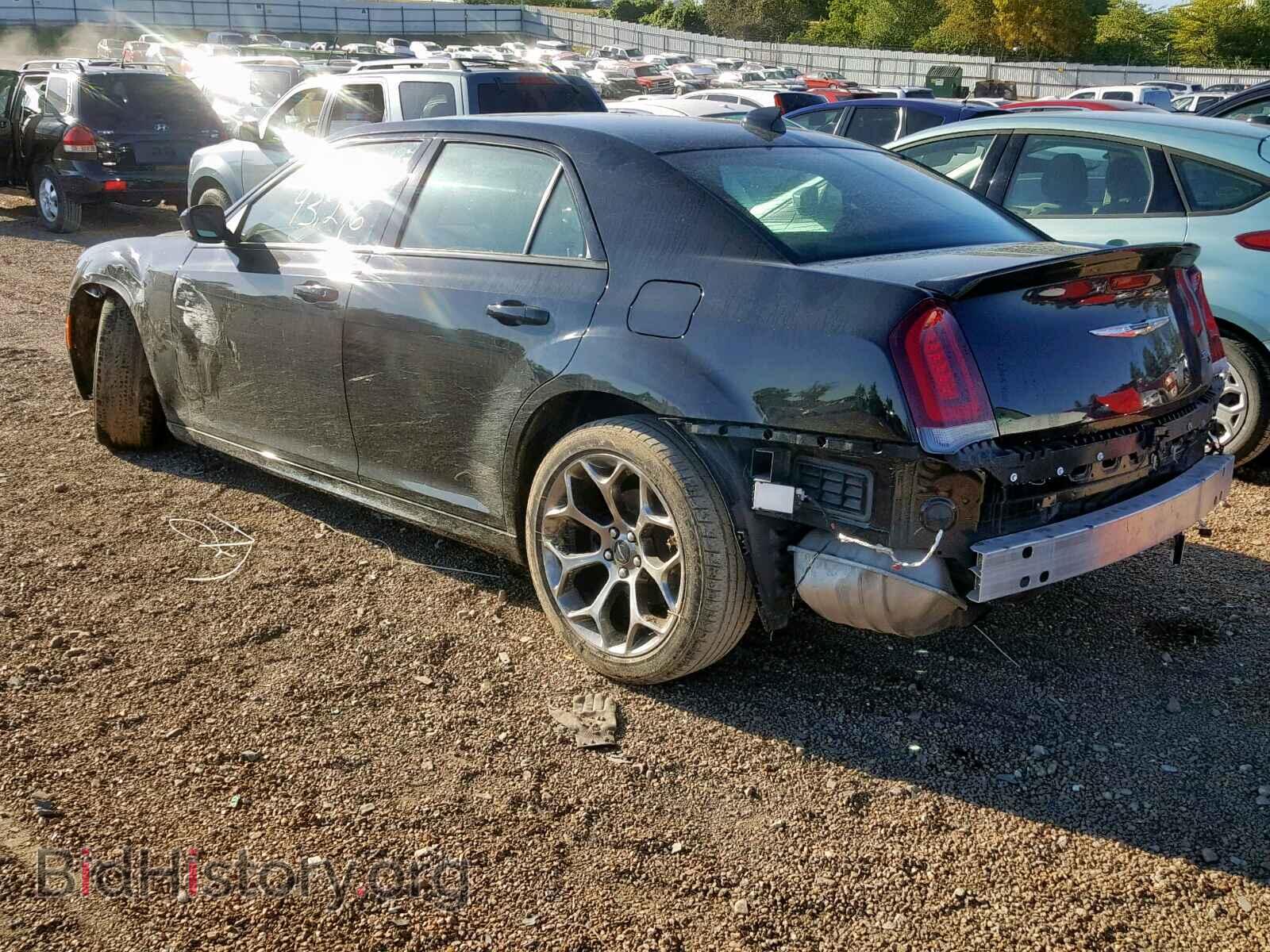 2017 CHRYSLER 300 - VIN: 2C3CCABTXHH657921 - Фото 3
