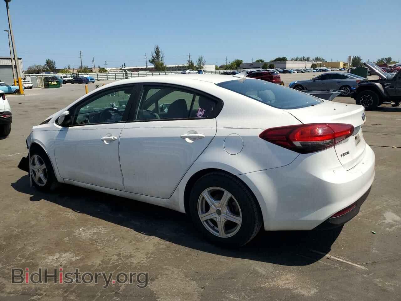 2017 KIA FORTE - VIN: 3KPFL4A71HE102527 - Фото 2