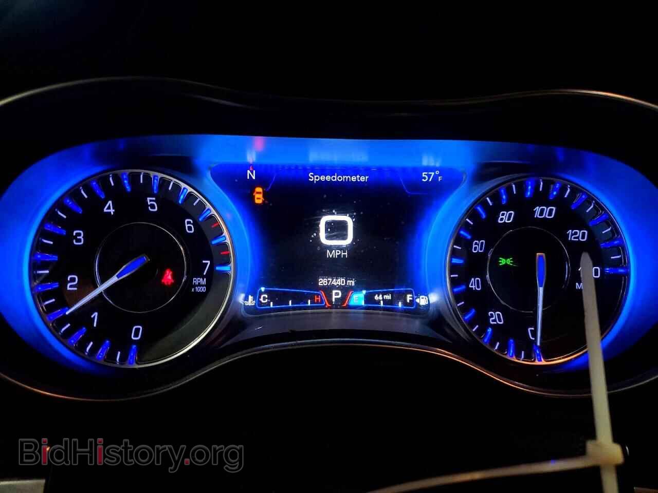 2016 CHRYSLER 300 - VIN: 2C3CCAKGXGH170817 - Фото 9