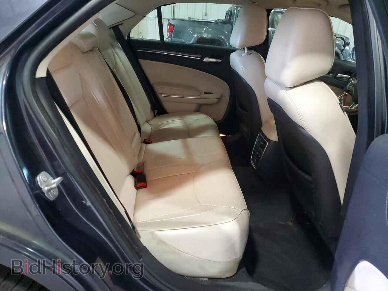 2016 CHRYSLER 300 - VIN: 2C3CCAKGXGH170817 - Фото 10