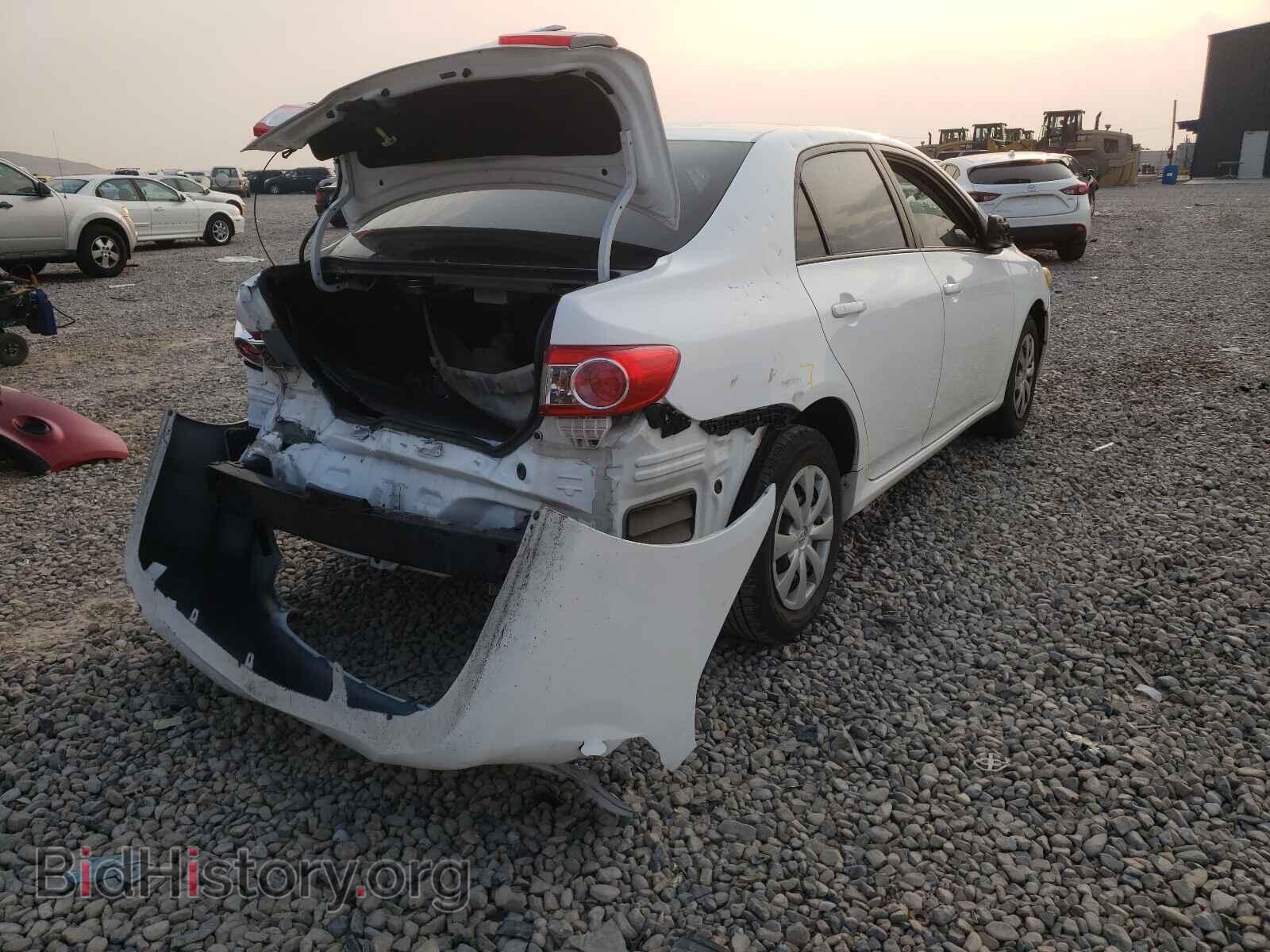 2011 TOYOTA COROLLA - VIN: 2T1BU4EE3BC585304 - Фото 4