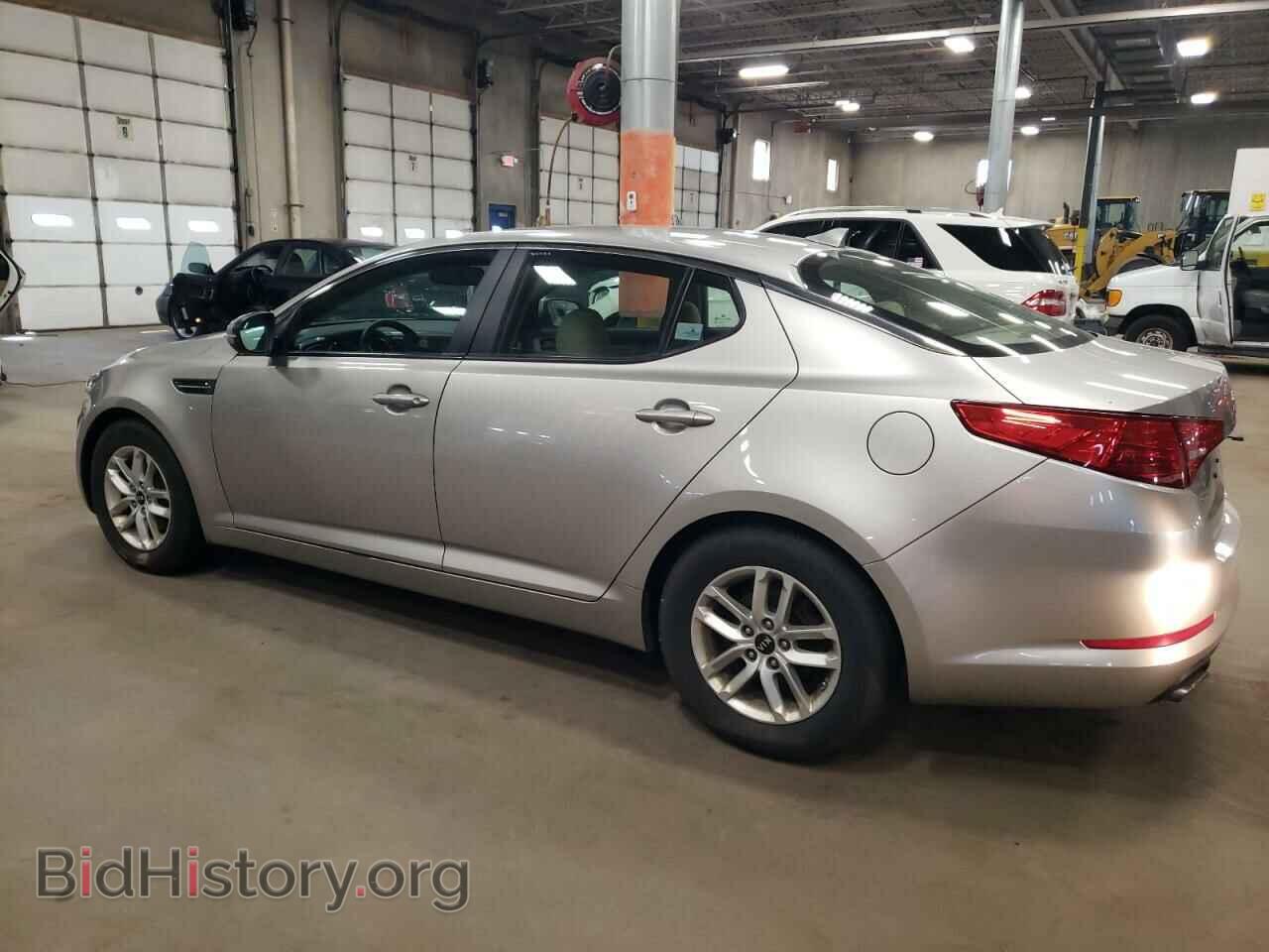 2011 KIA OPTIMA - VIN: KNAGM4A77B5121357 - Фото 2