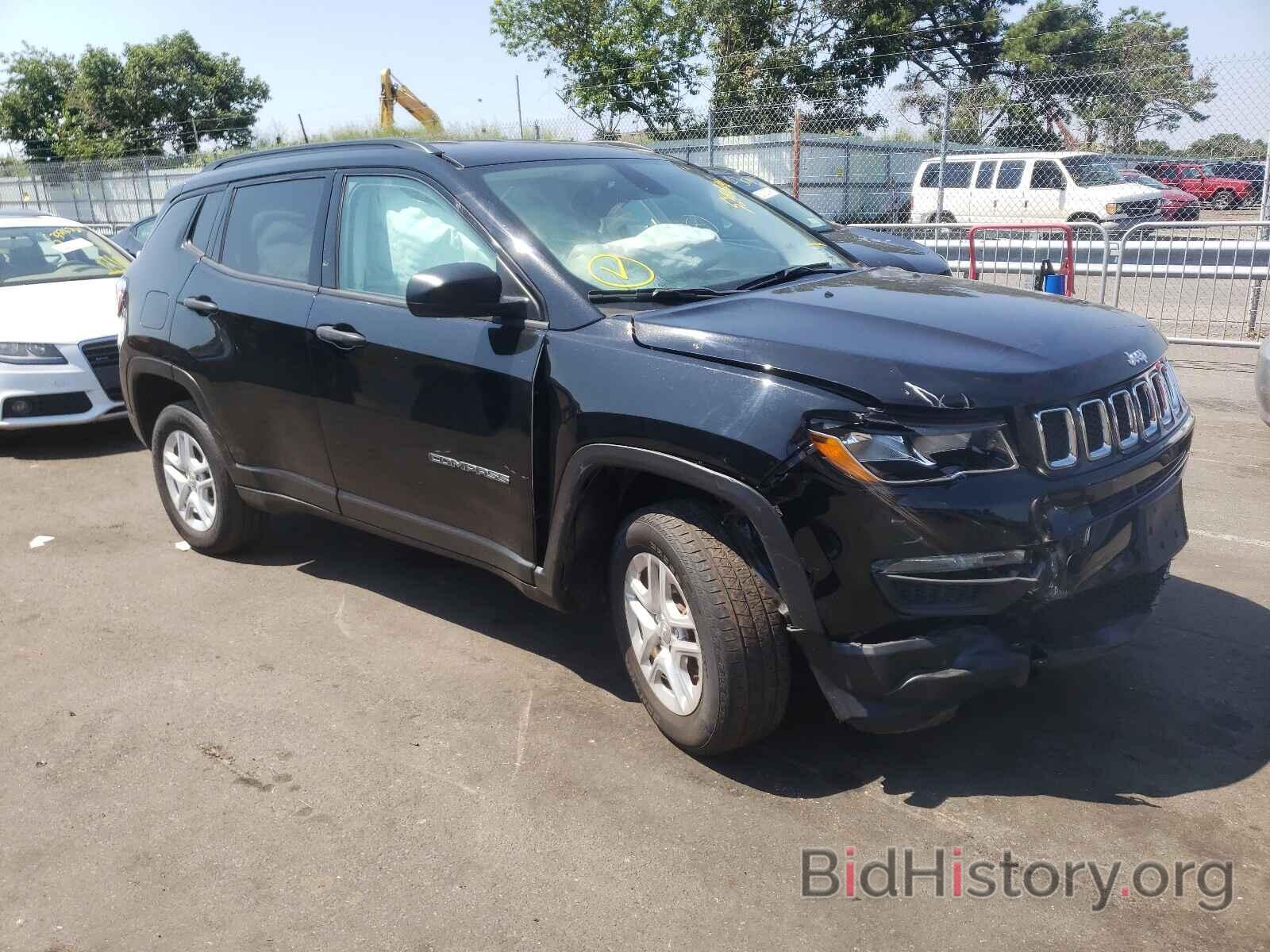 Photo 3C4NJDAB8JT100832 - JEEP COMPASS 2018