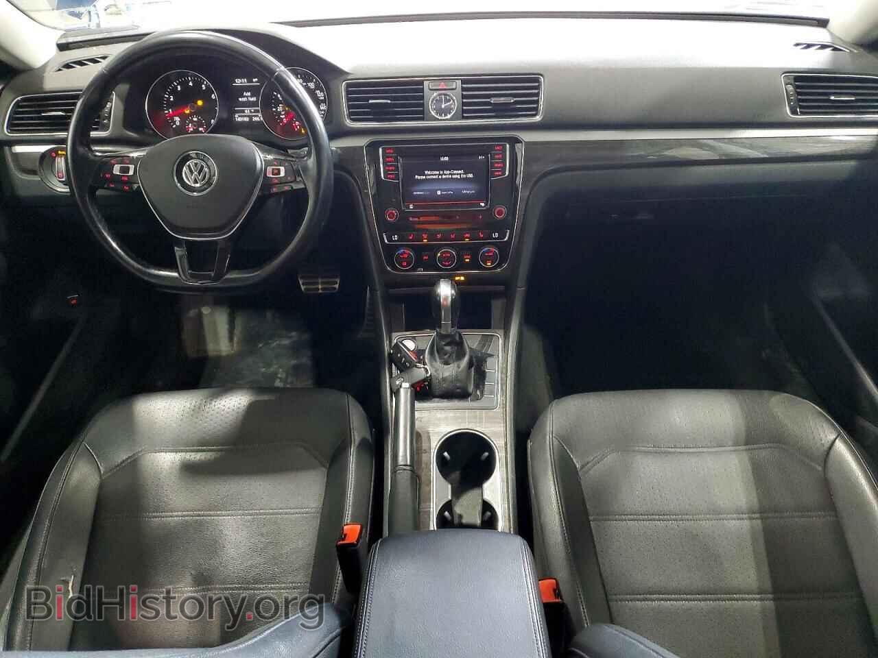 2017 VOLKSWAGEN PASSAT - VIN: 1VWBT7A37HC009853 - Фото 8