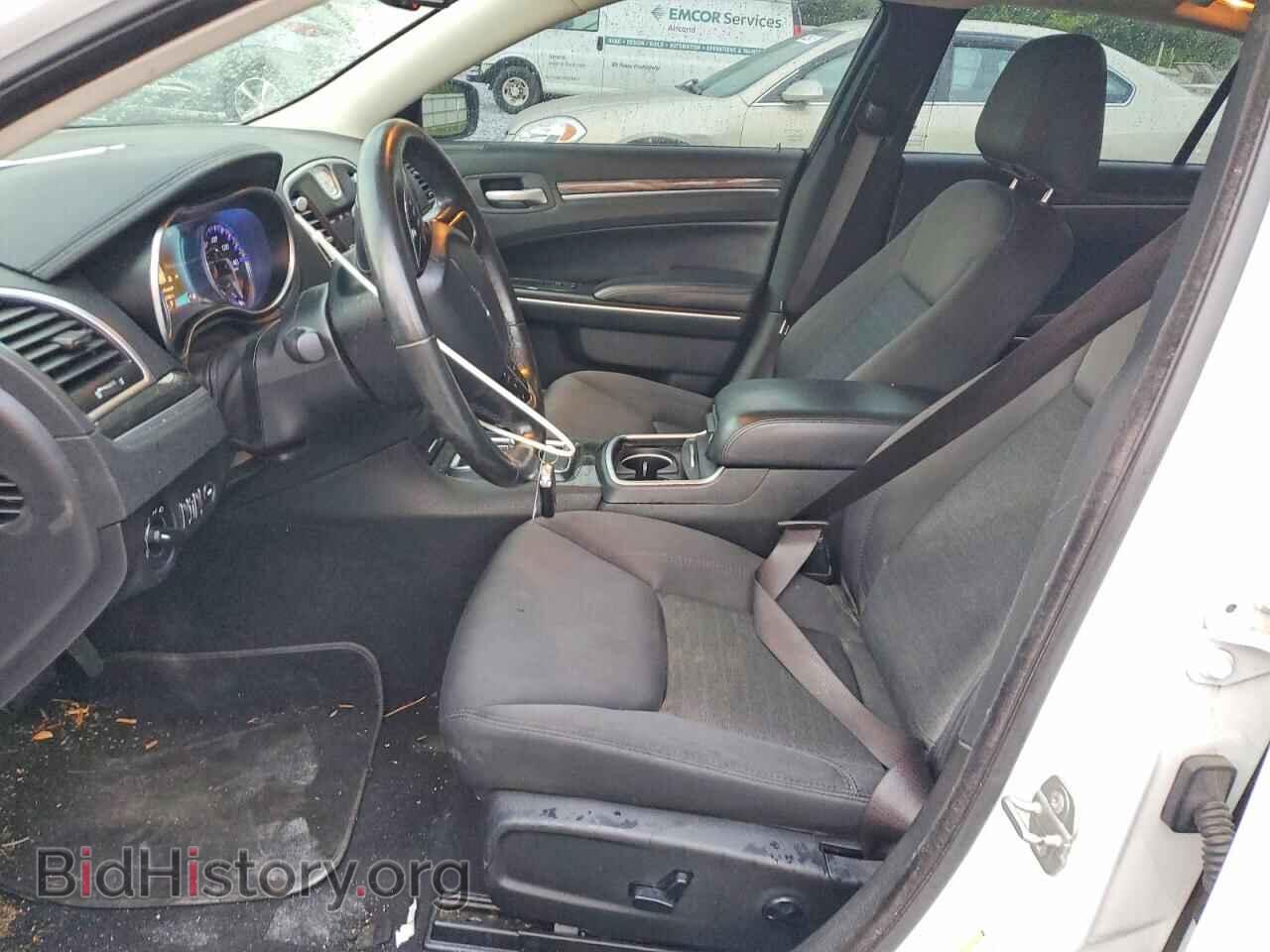 2020 CHRYSLER 300 - VIN: 2C3CCAAGXLH209238 - Фото 7