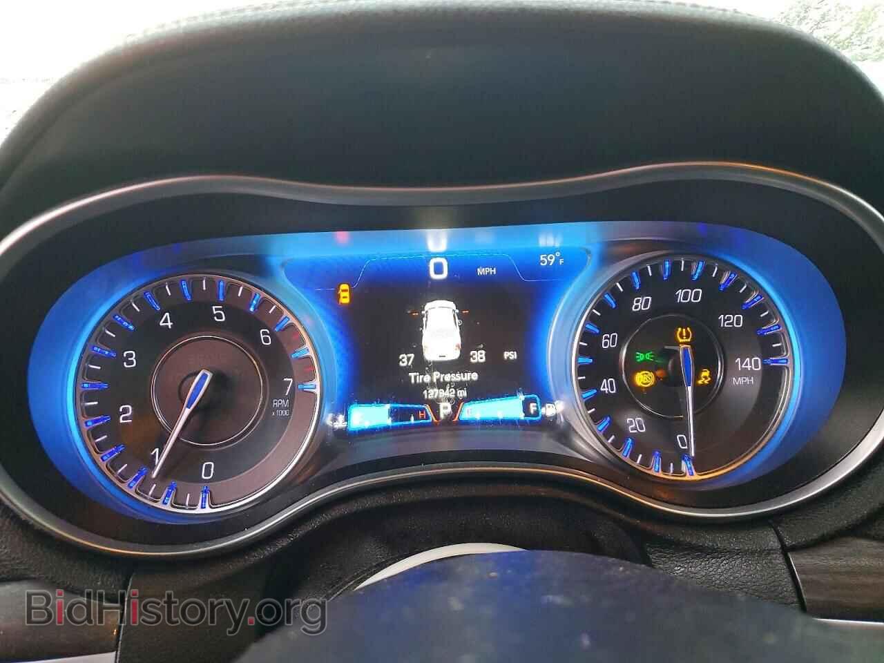 2020 CHRYSLER 300 - VIN: 2C3CCAAGXLH209238 - Фото 9