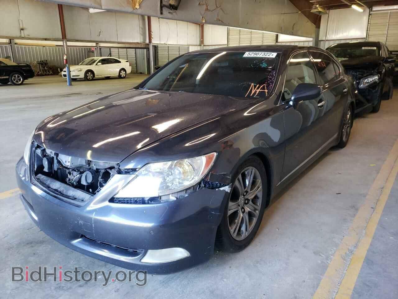 2007 LEXUS LS460 - VIN: JTHGL46F275014549 - Photo 2