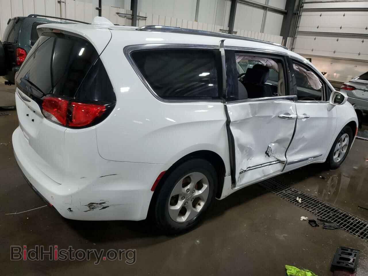 2017 CHRYSLER PACIFICA - VIN: 2C4RC1EG5HR708515 - Фото 3