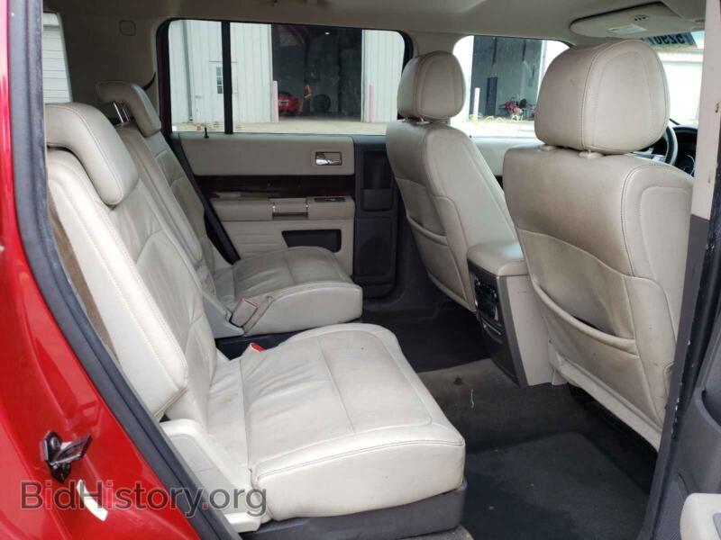 2011 Ford FLEX (VIN 2FMGK5CC2BBD34815) — photo 6 of 10