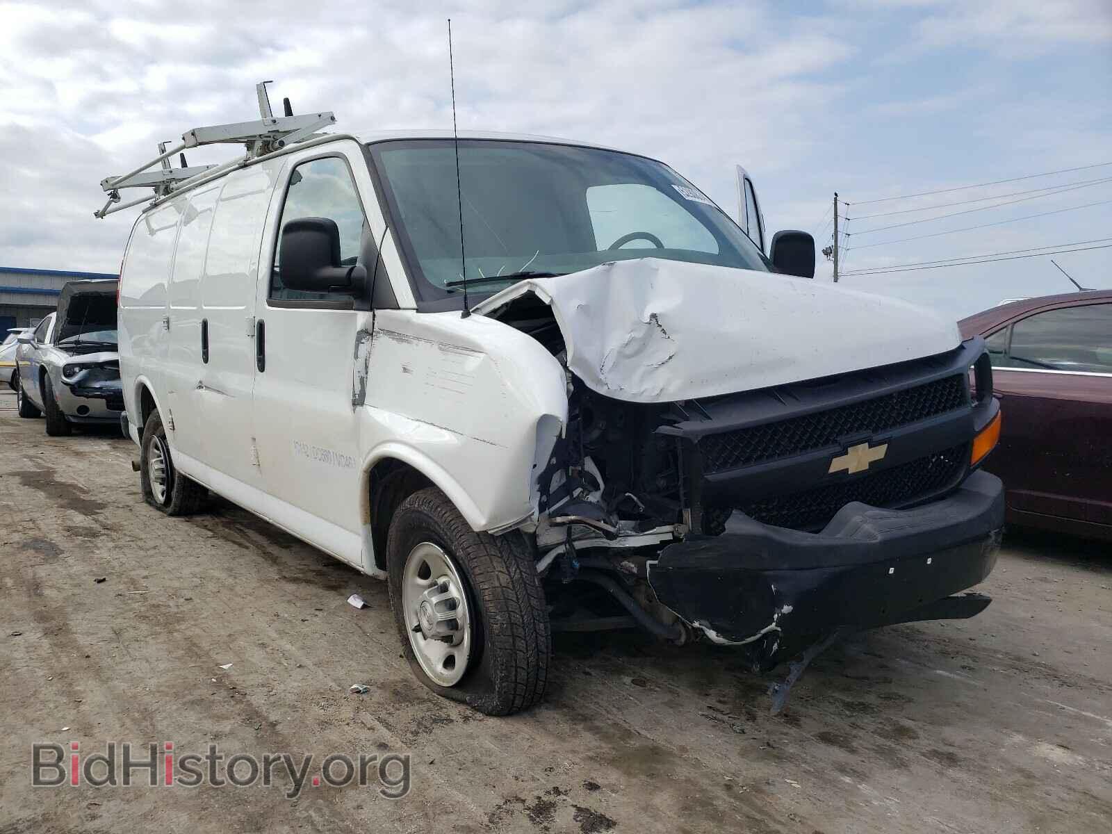 Photo 1GCWGFCF8F1257287 - CHEVROLET EXPRESS 2015
