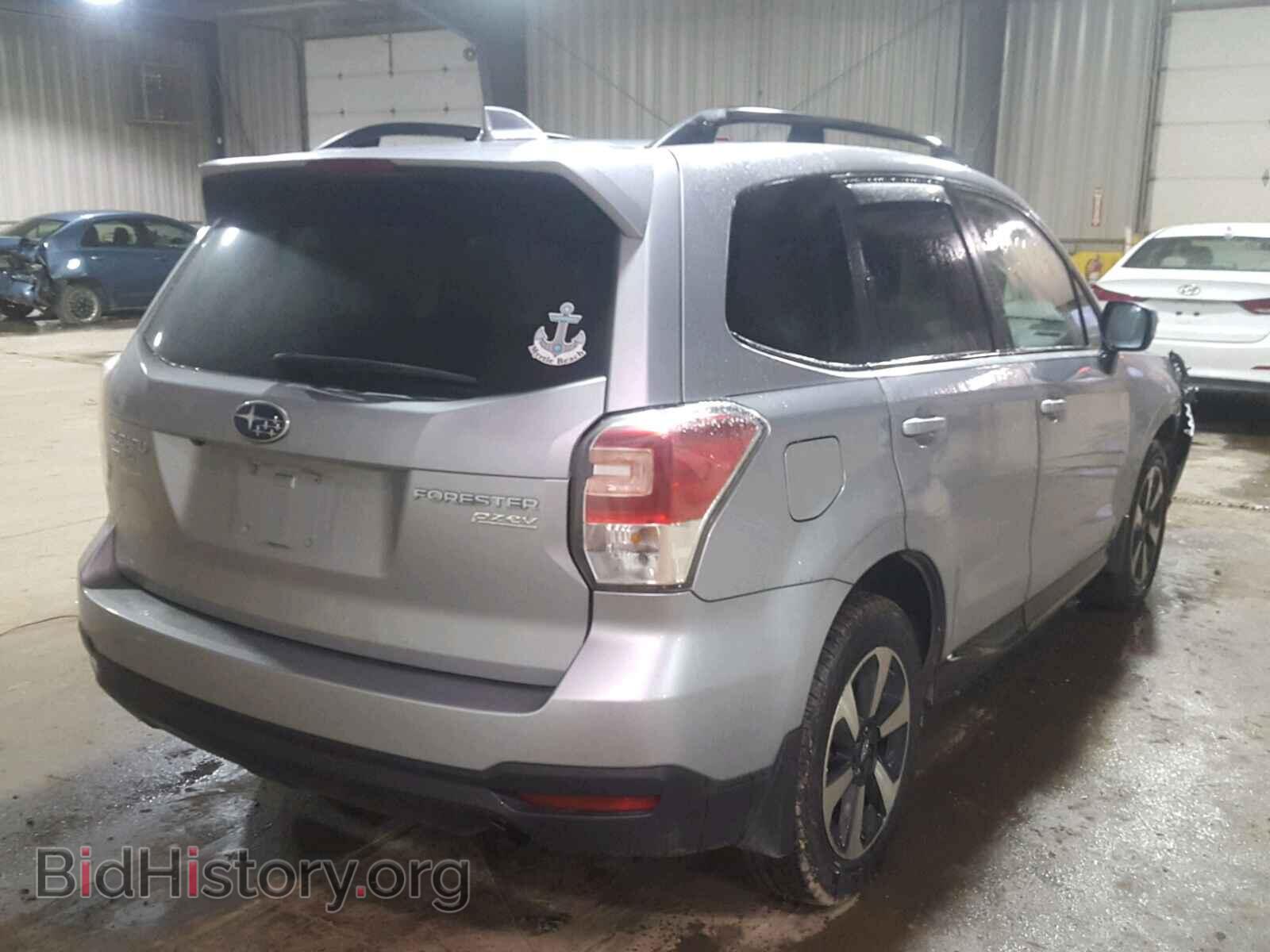 2017 SUBARU FORESTER - VIN: JF2SJAEC6HH453357 - Фото 4