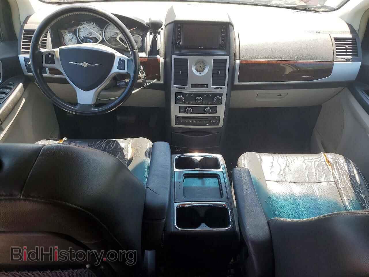 2009 CHRYSLER MINIVAN - VIN: 2A8HR54X59R661497 - Photo 8