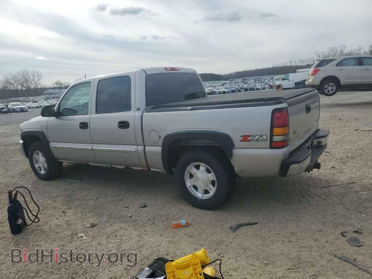2005 GMC SIERRA - VIN: 2GTEK13T351216786 - Фото 2