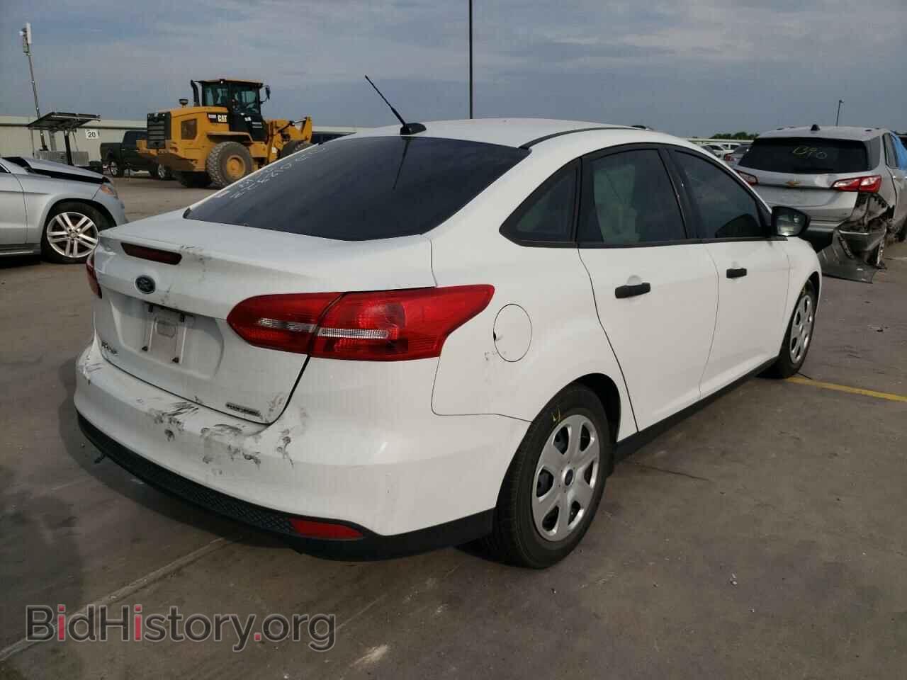 2016 FORD FOCUS - VIN: 1FADP3E29GL328637 - Фото 4