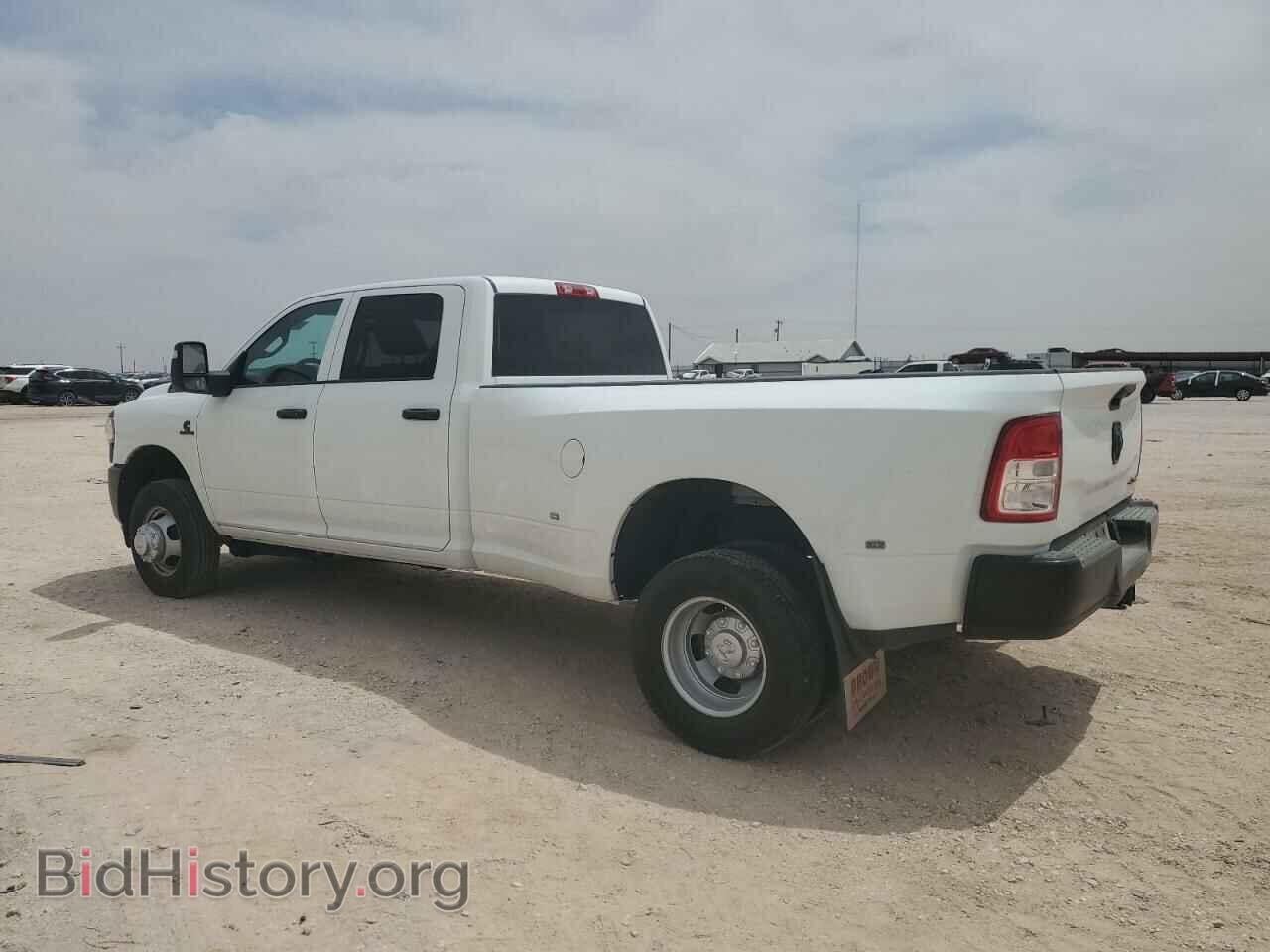 2024 RAM 3500 - VIN: 3C63RRGL7RG333562 - Фото 2