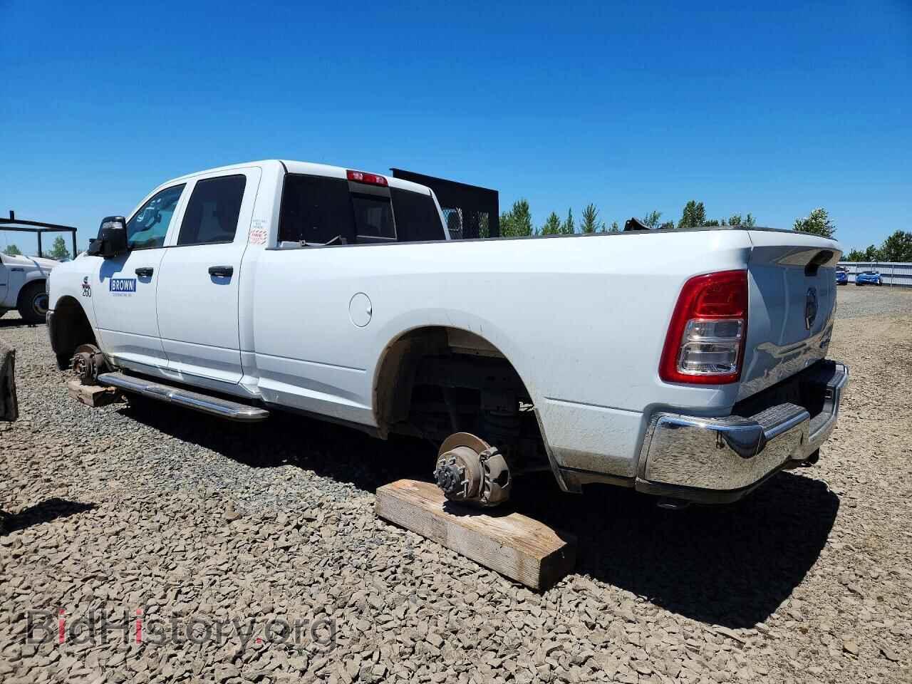 2024 RAM 2500 - VIN: 3C6UR5HL3RG141129 - Фото 2