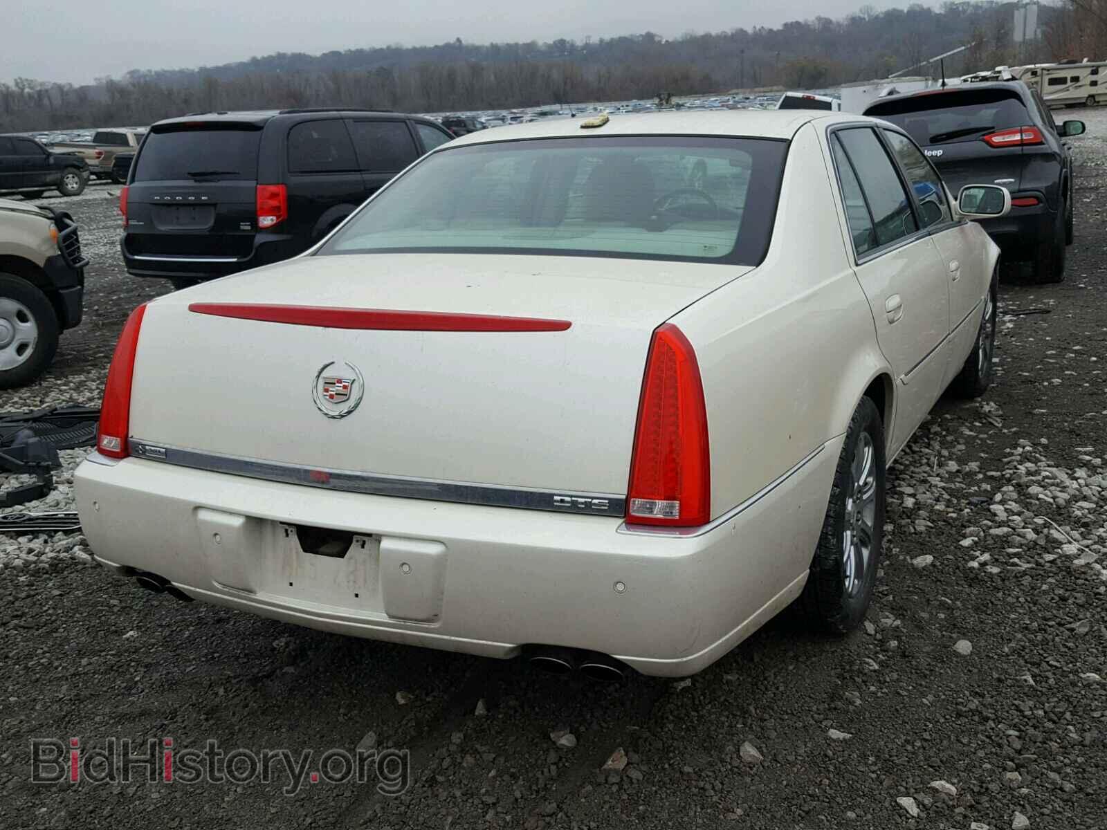 2009 CADILLAC DTS - VIN: 1G6KD57Y09U128558 - Photo 4