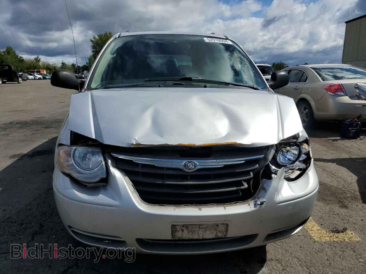2007 CHRYSLER MINIVAN - VIN: 2A4GP44R77R340704 - Фото 5
