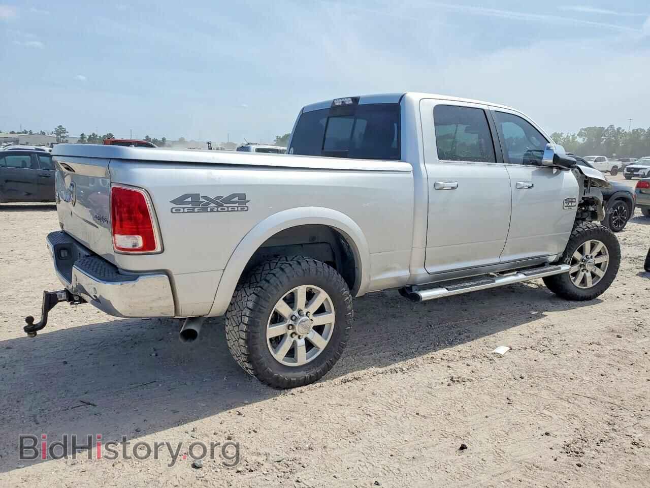 2017 RAM 2500 - VIN: 3C6UR5GL3HG610378 - Photo 3